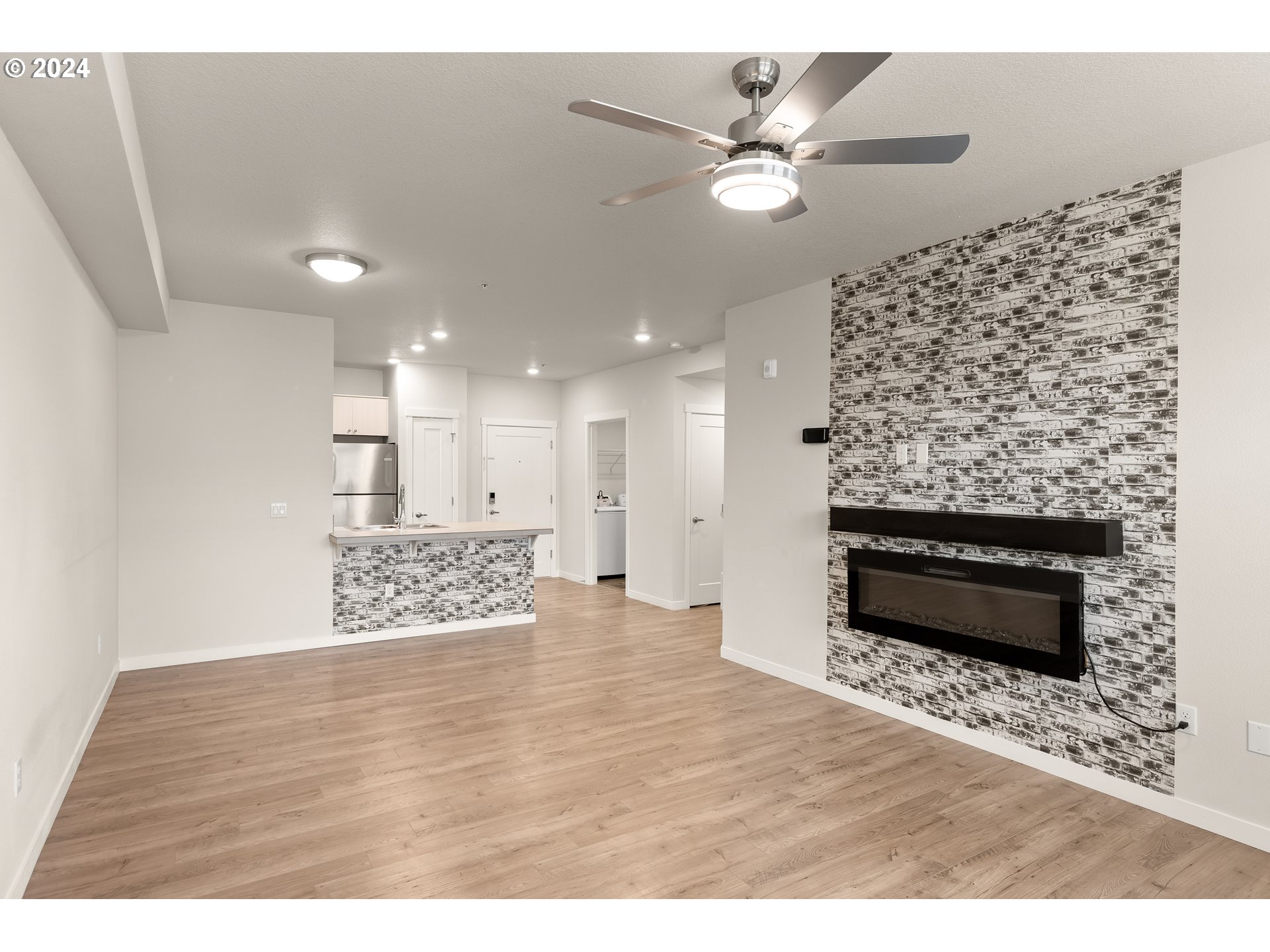 11715 SW VALENCIA LN 203