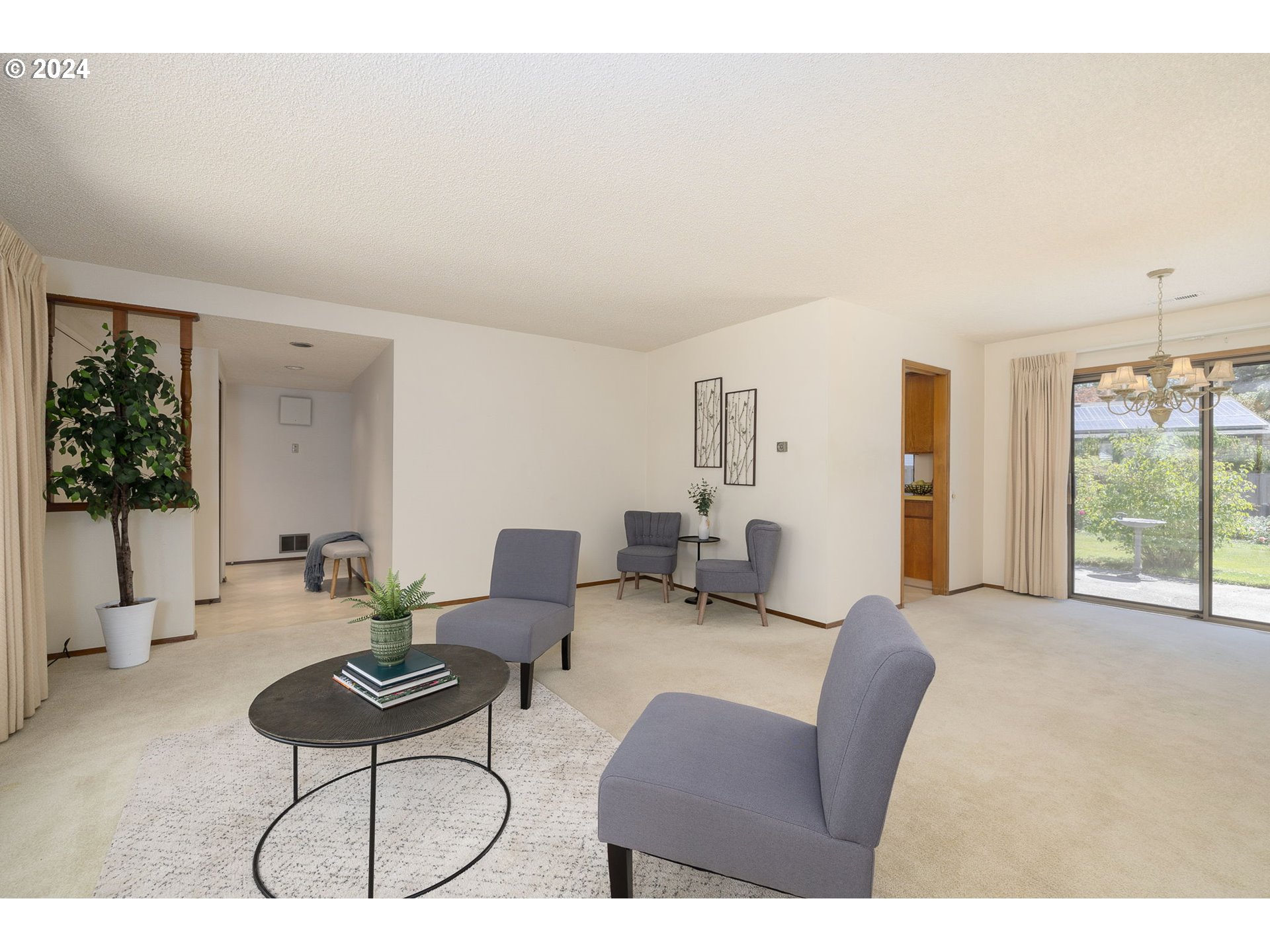 10060 SW CENTURY OAK DR