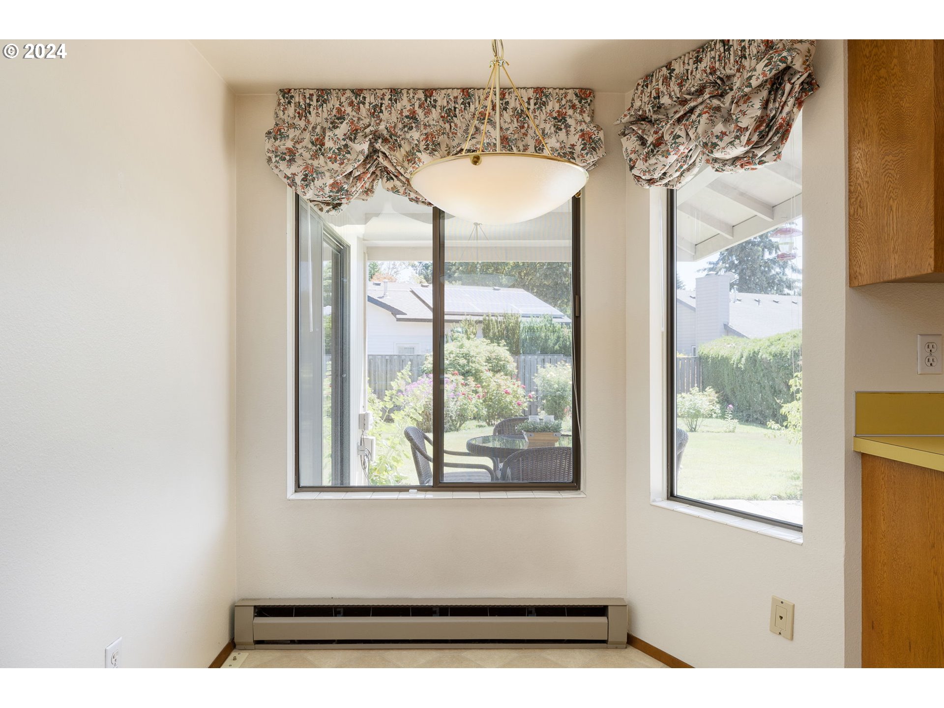 10060 SW CENTURY OAK DR