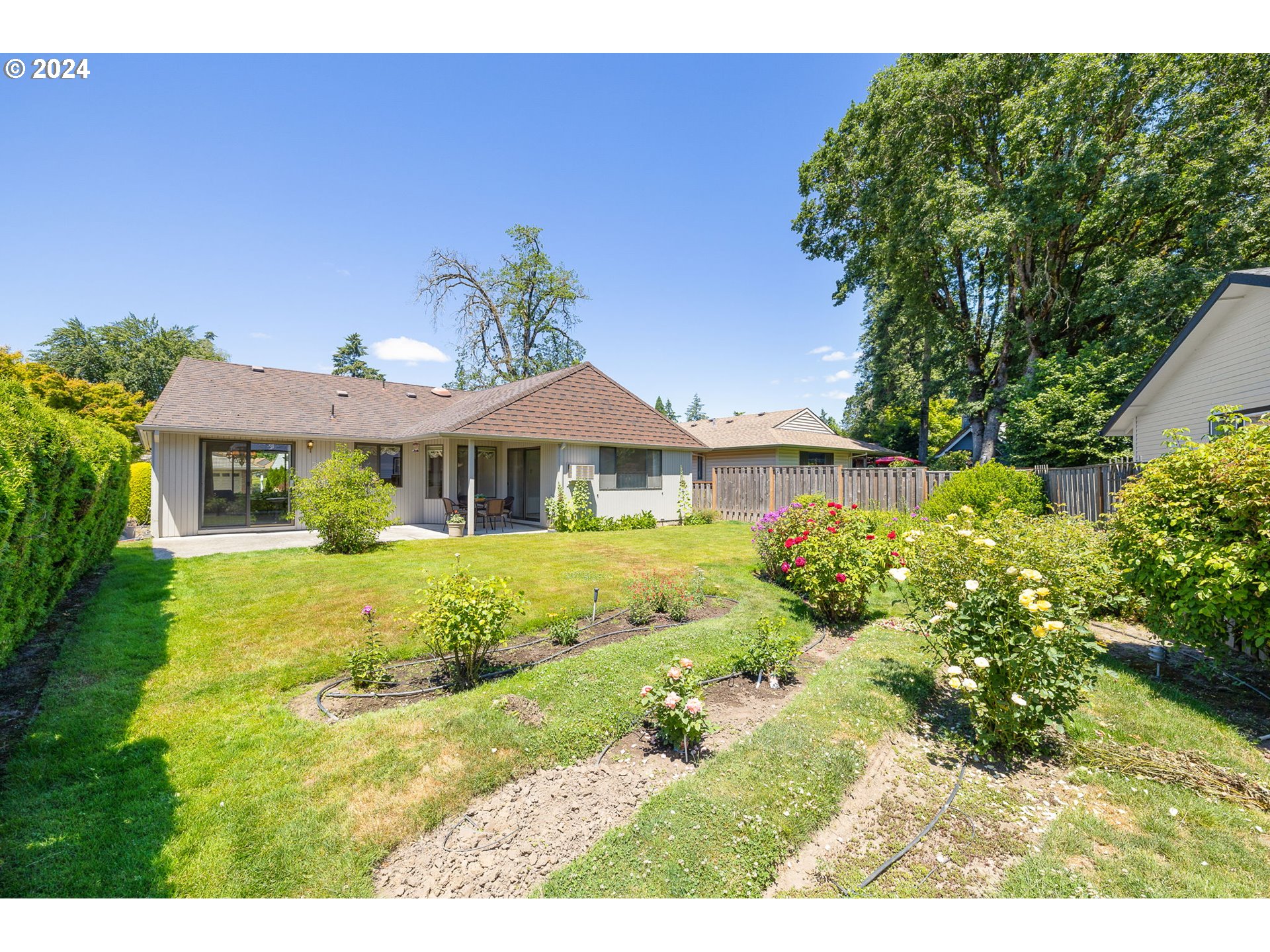 10060 SW CENTURY OAK DR