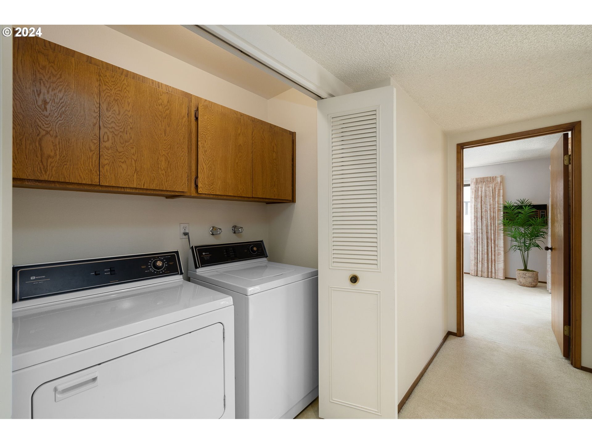 10060 SW CENTURY OAK DR