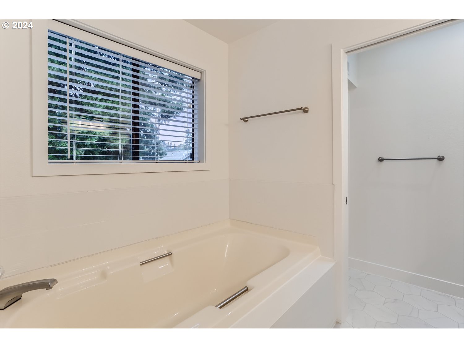 21505 SW CHRISTENSEN CT