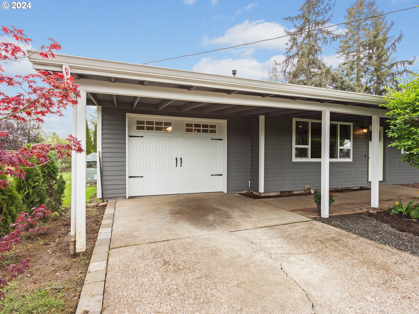 20560 NE Main ST, St. Paul