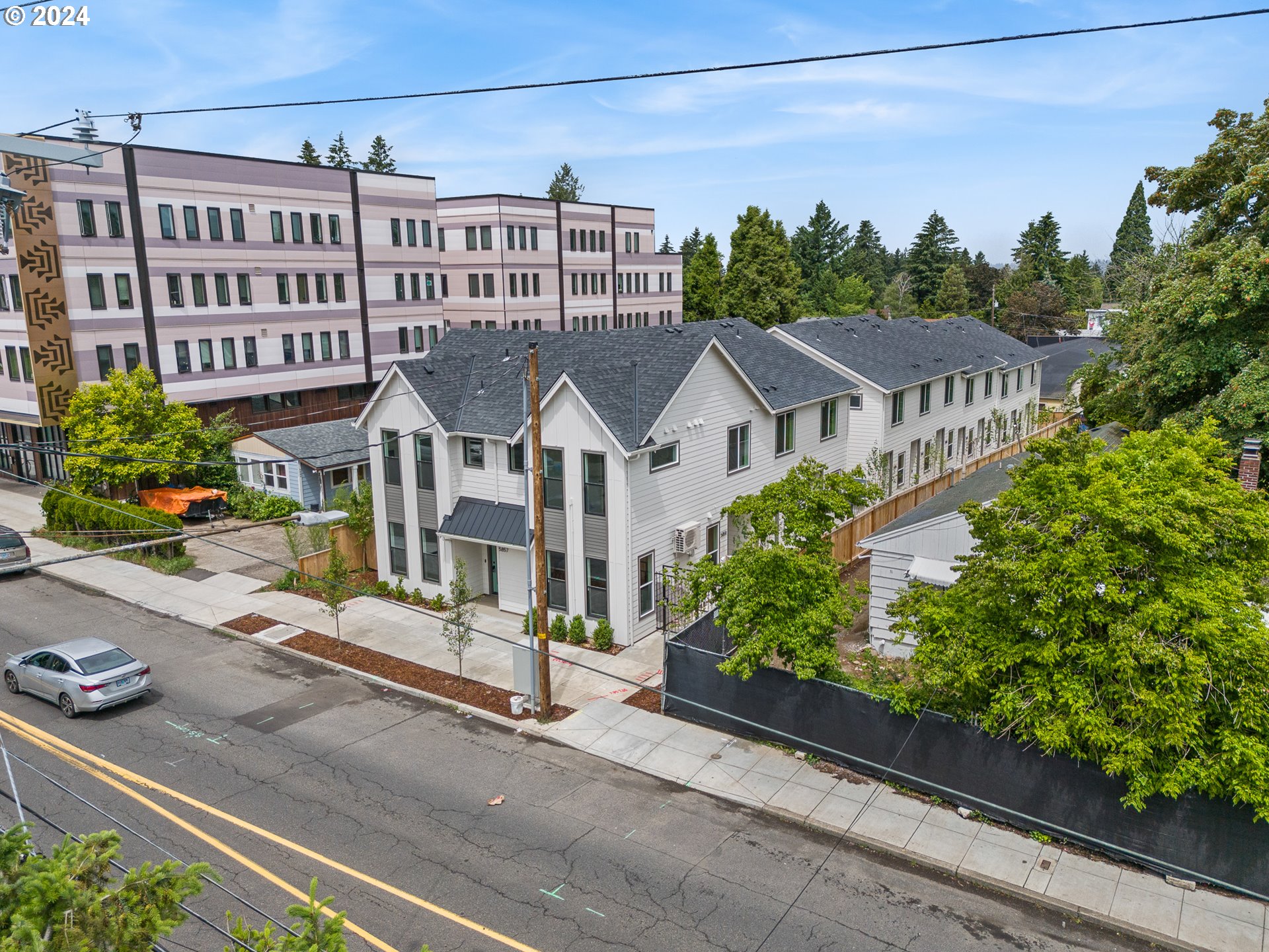 5875 NE Prescott ST 10