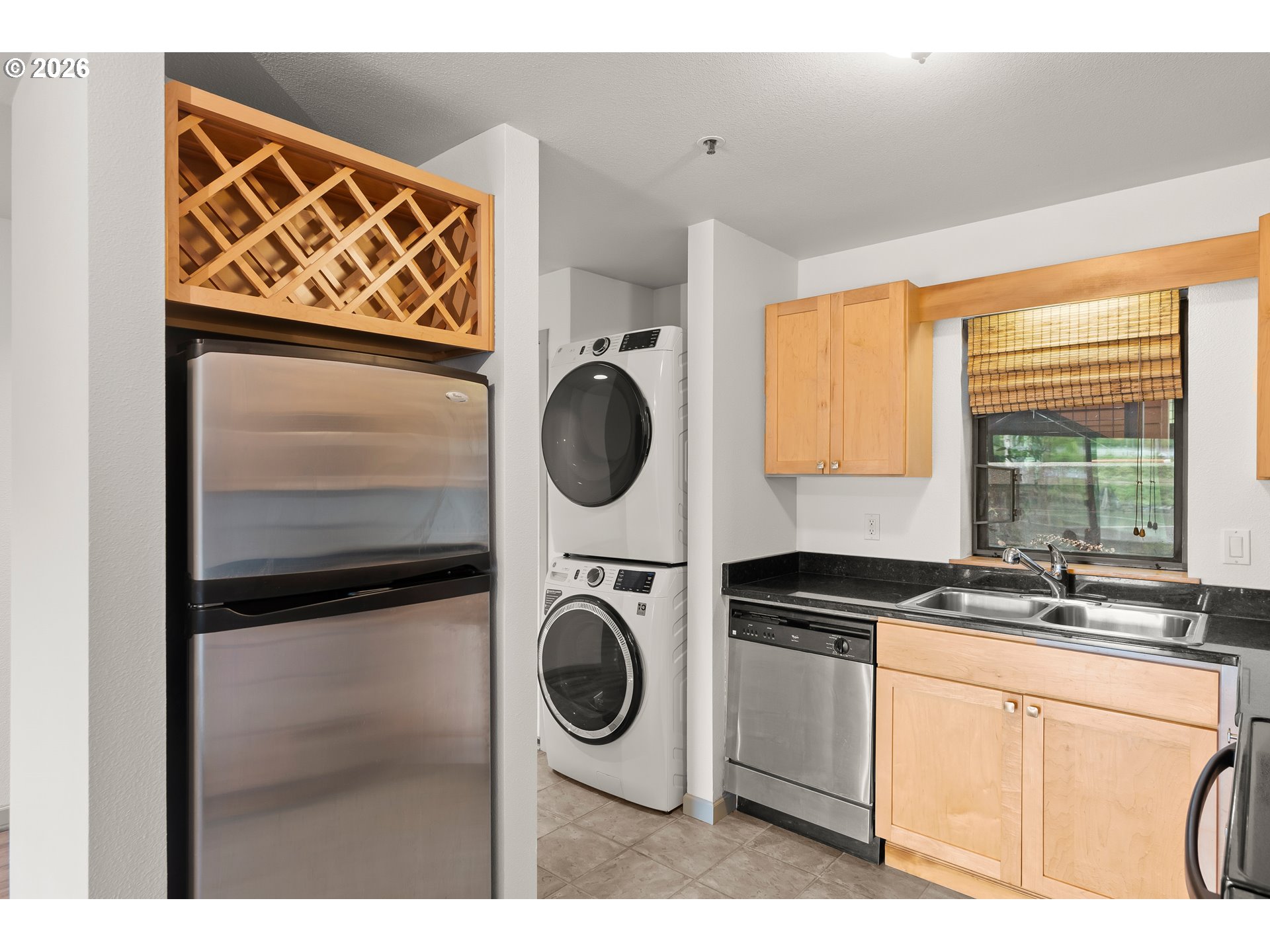 810 NW NAITO PKWY F11