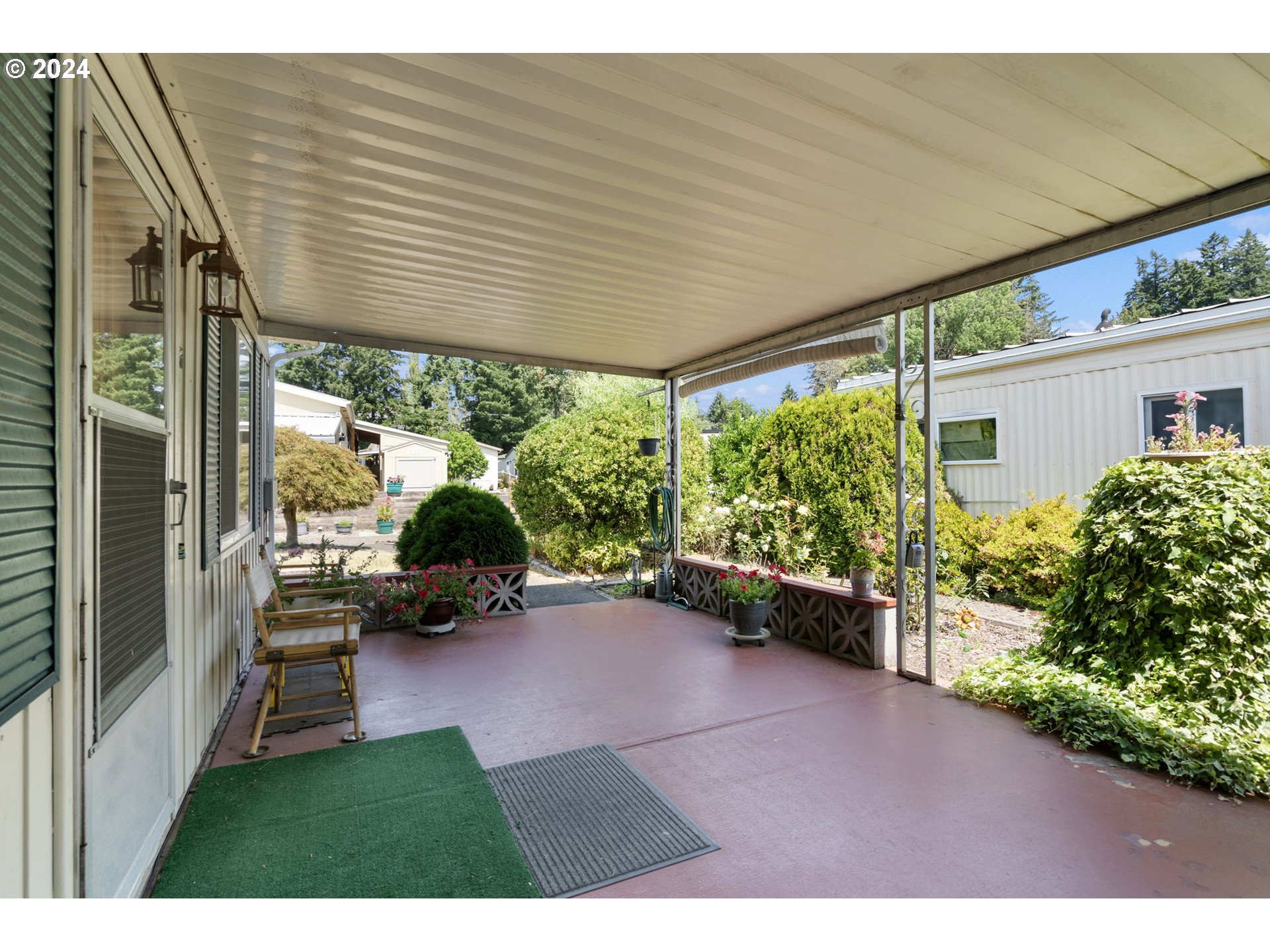 11662 SW ROYAL VILLA DR