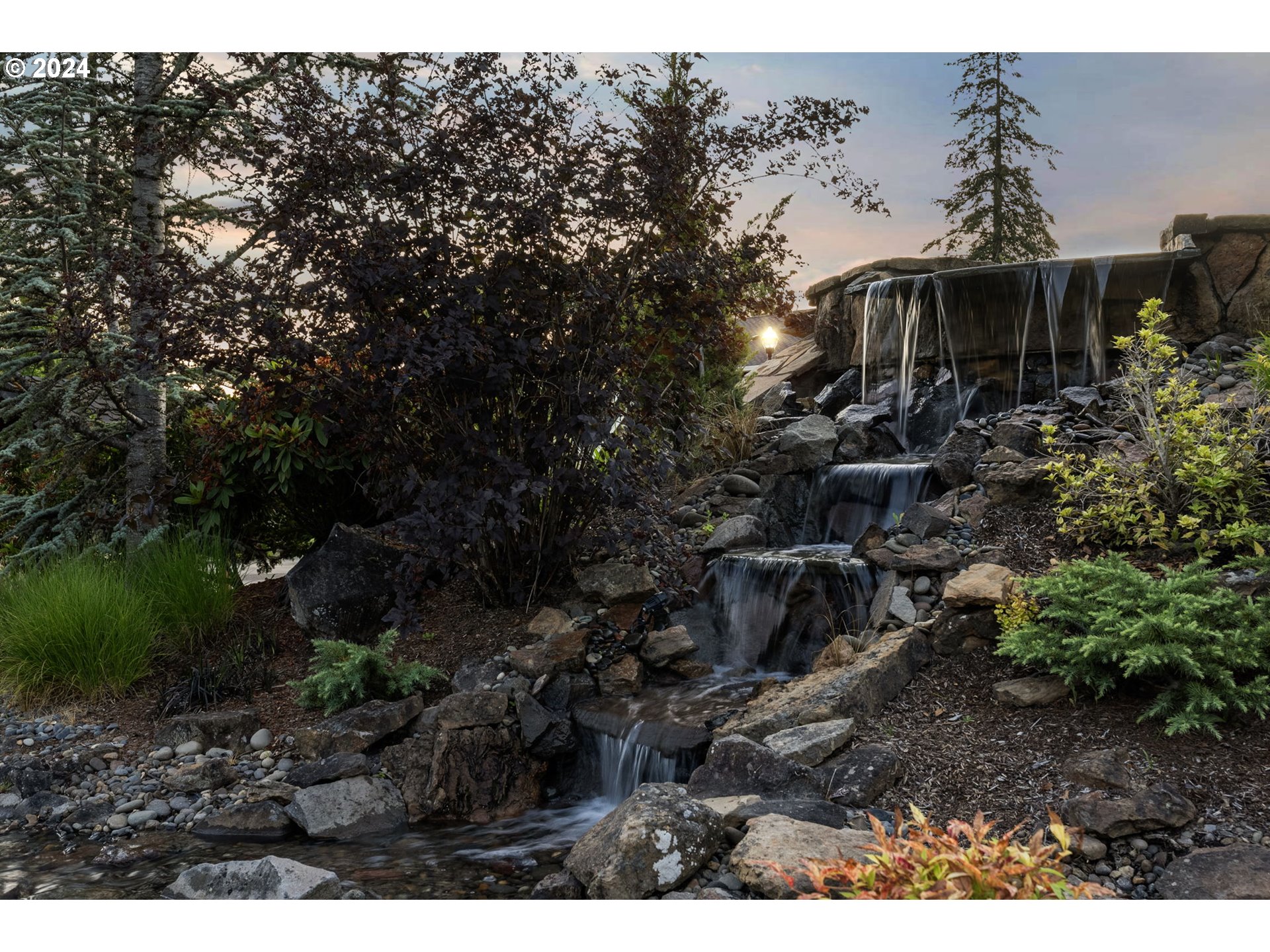 1074 SW COURTNEY LAINE DR, McMinnville