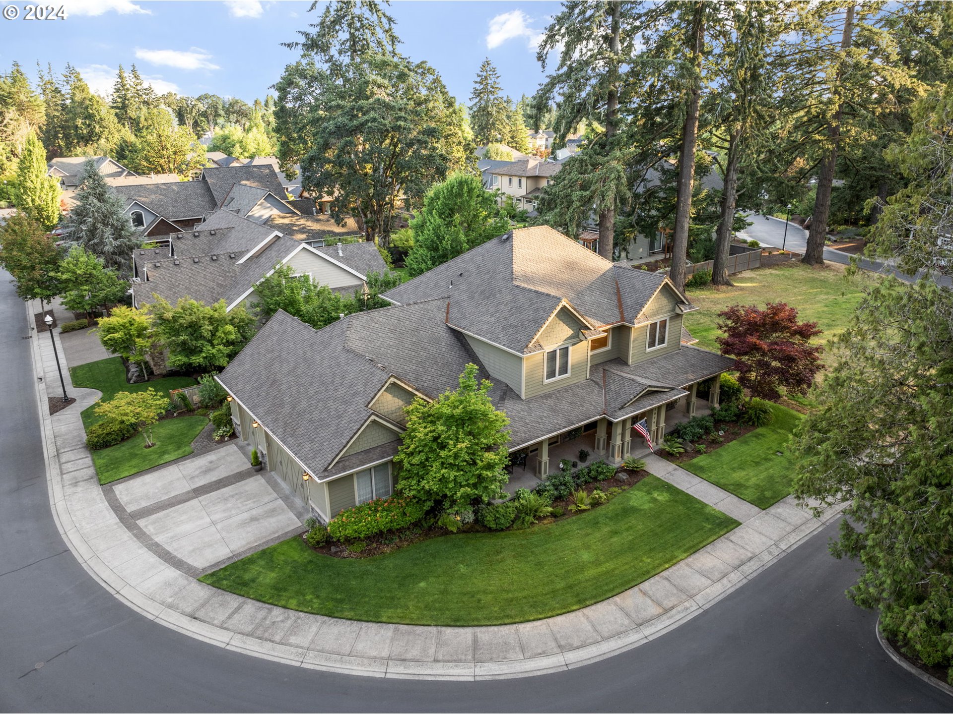 1074 SW COURTNEY LAINE DR, McMinnville