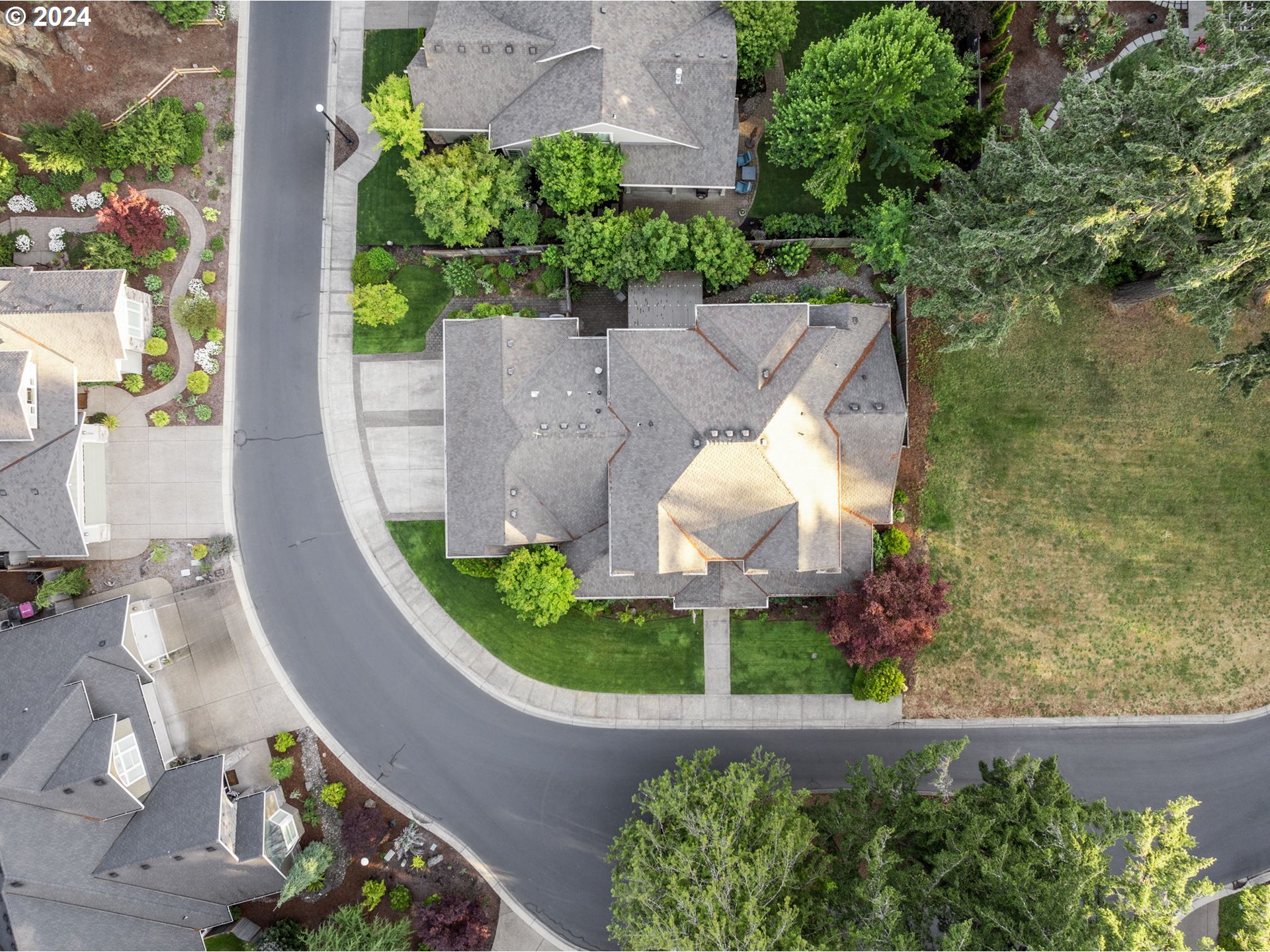 1074 SW COURTNEY LAINE DR, McMinnville