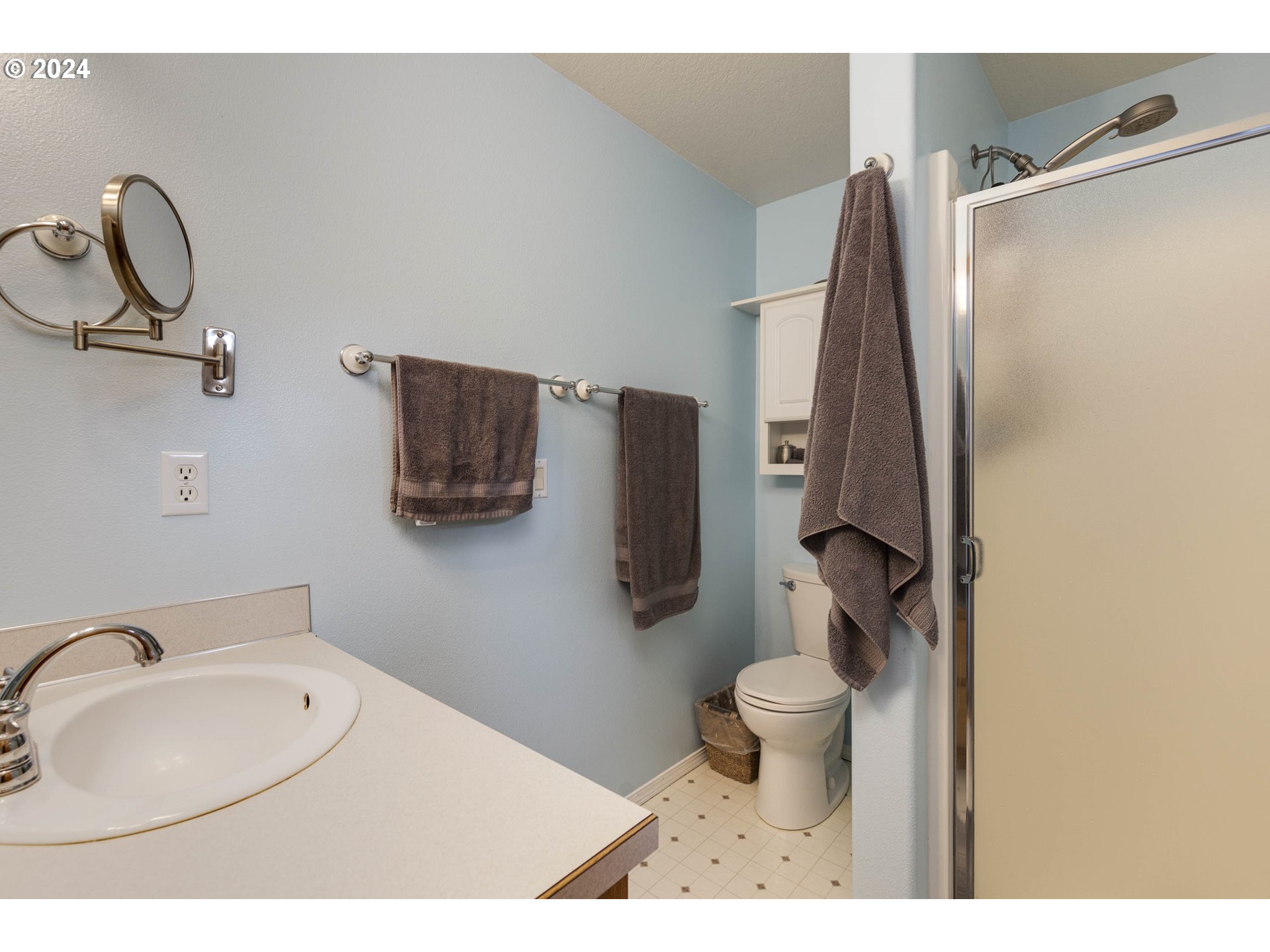 1750 NE COBURN DR, McMinnville