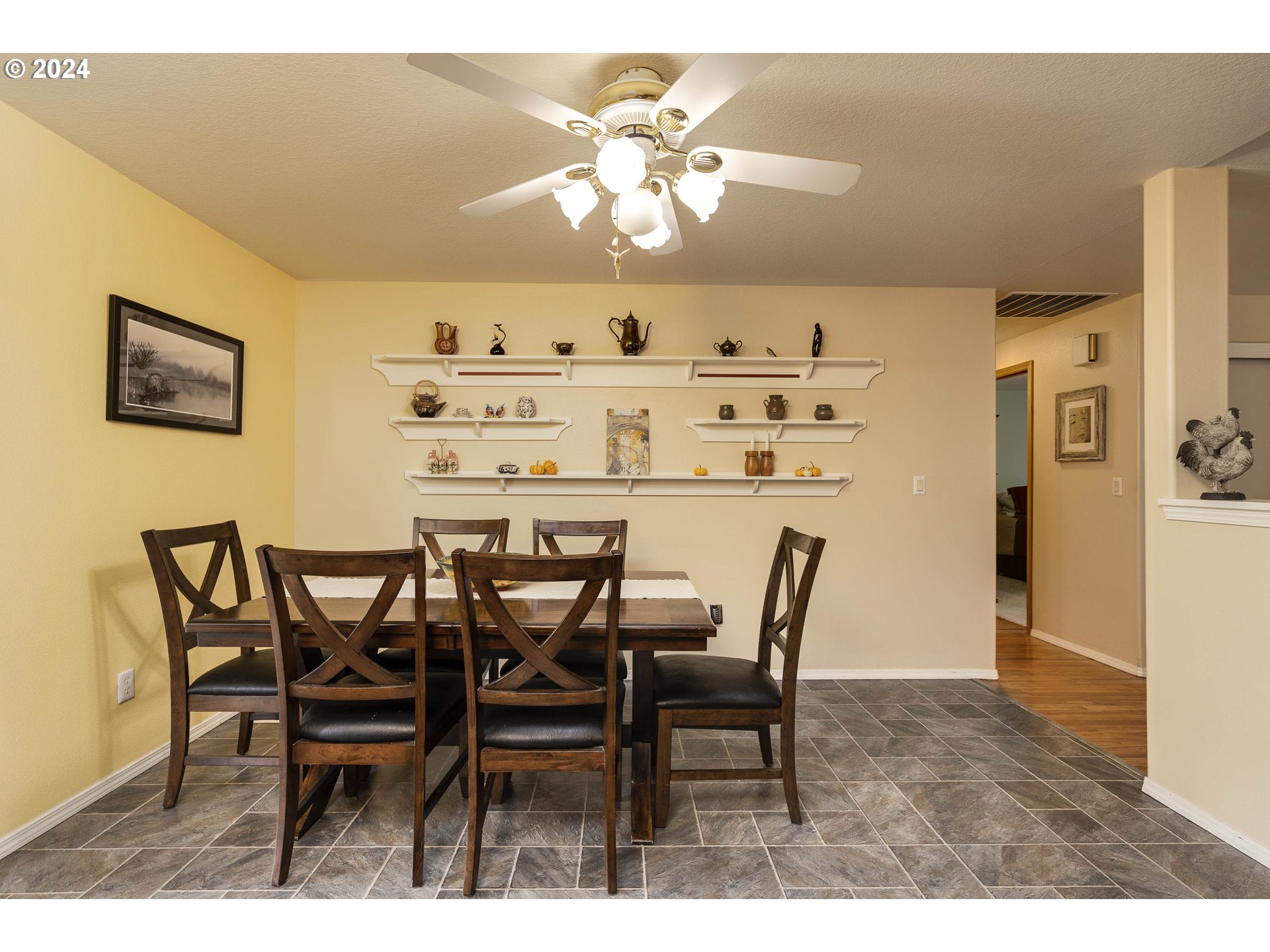 1750 NE COBURN DR, McMinnville