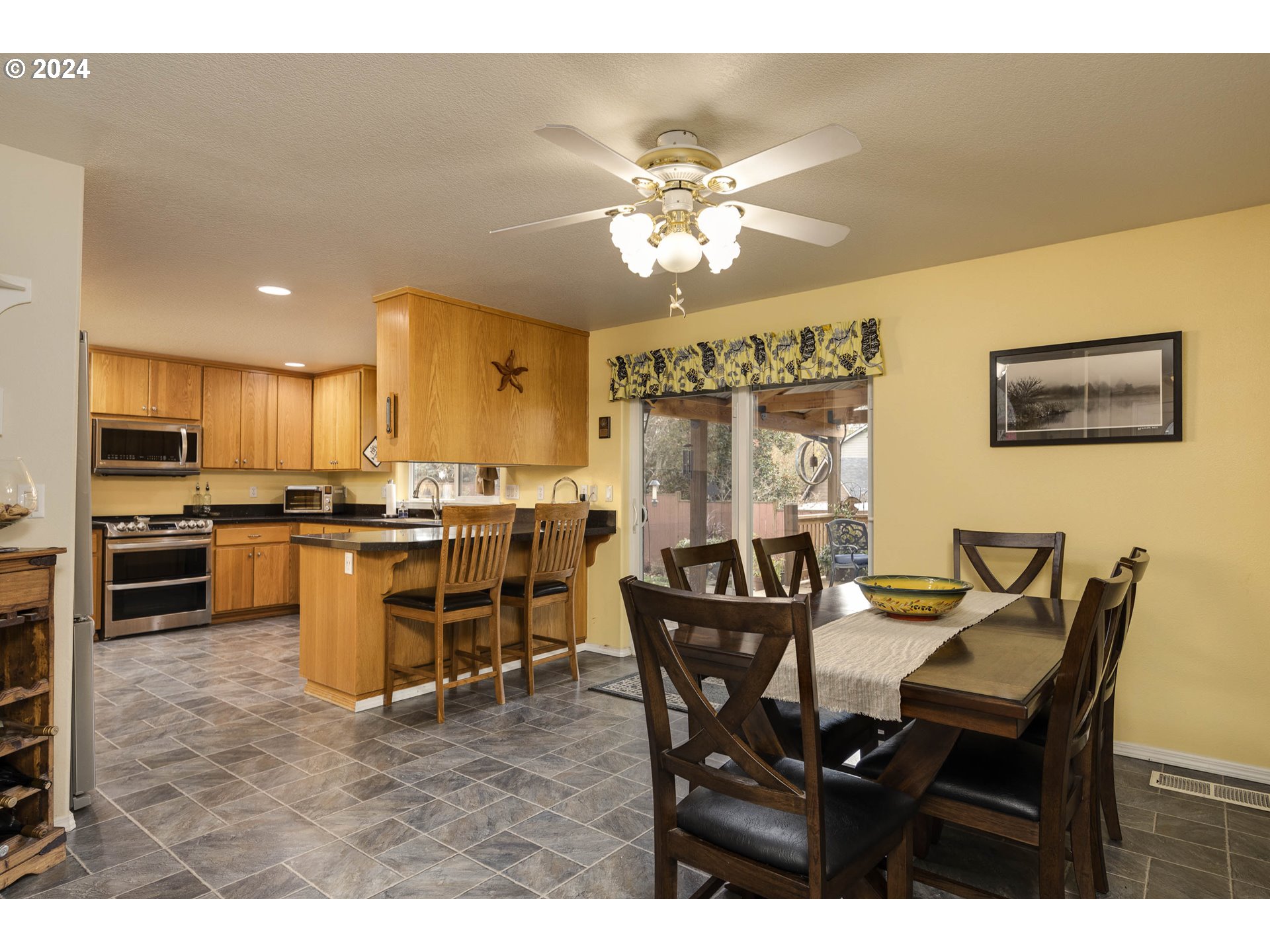 1750 NE COBURN DR, McMinnville