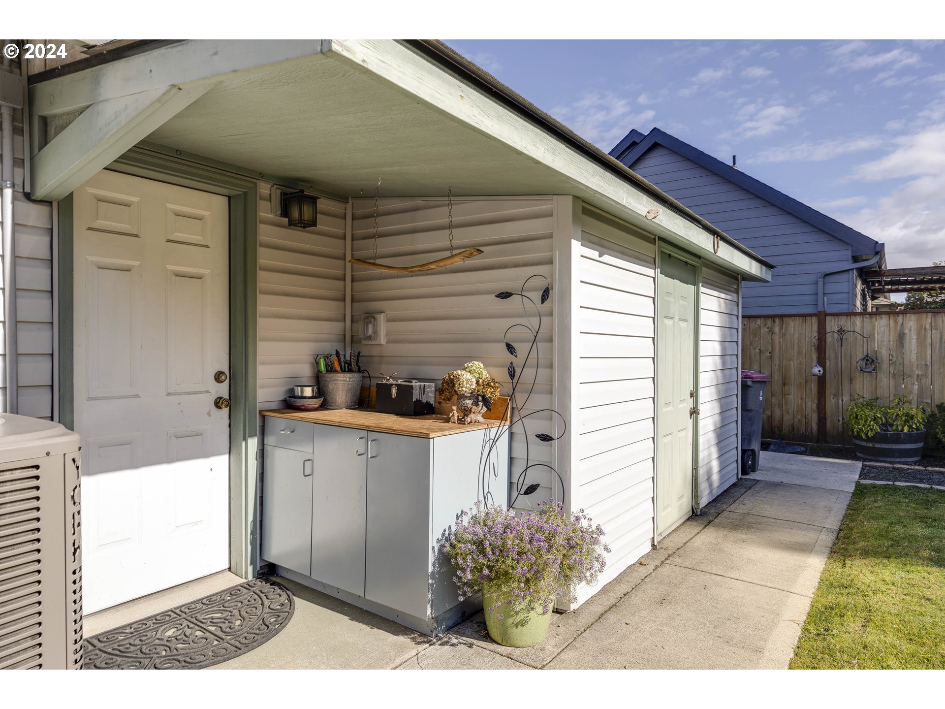 1750 NE COBURN DR, McMinnville