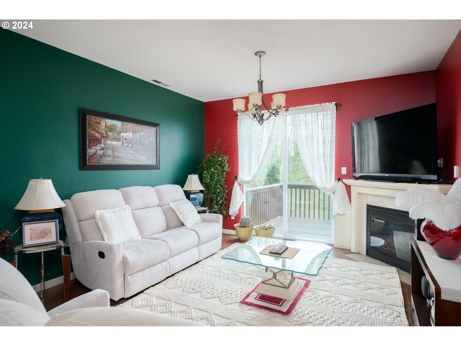 21865 NE HEARTWOOD CIR