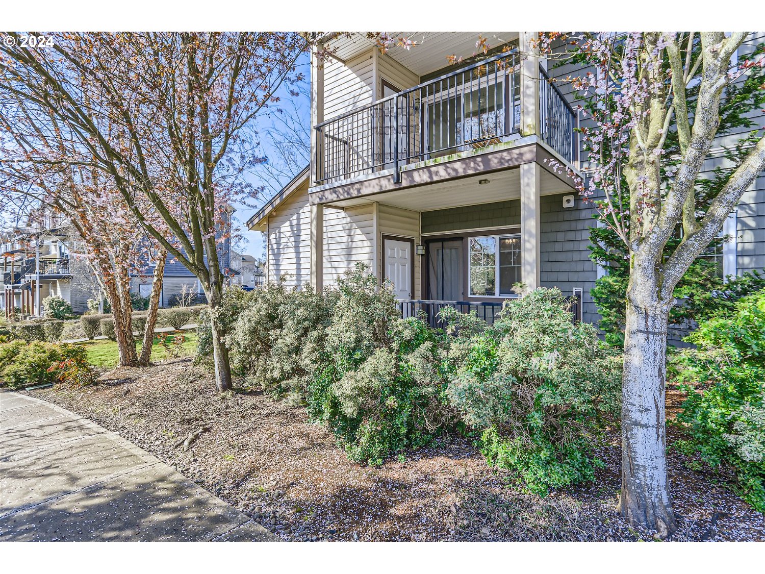 10740 NE HOLLY ST 108