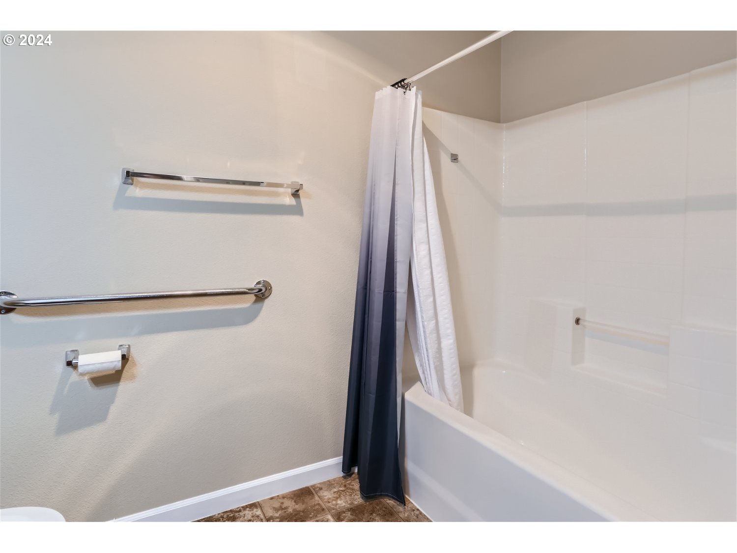 10740 NE HOLLY ST 108