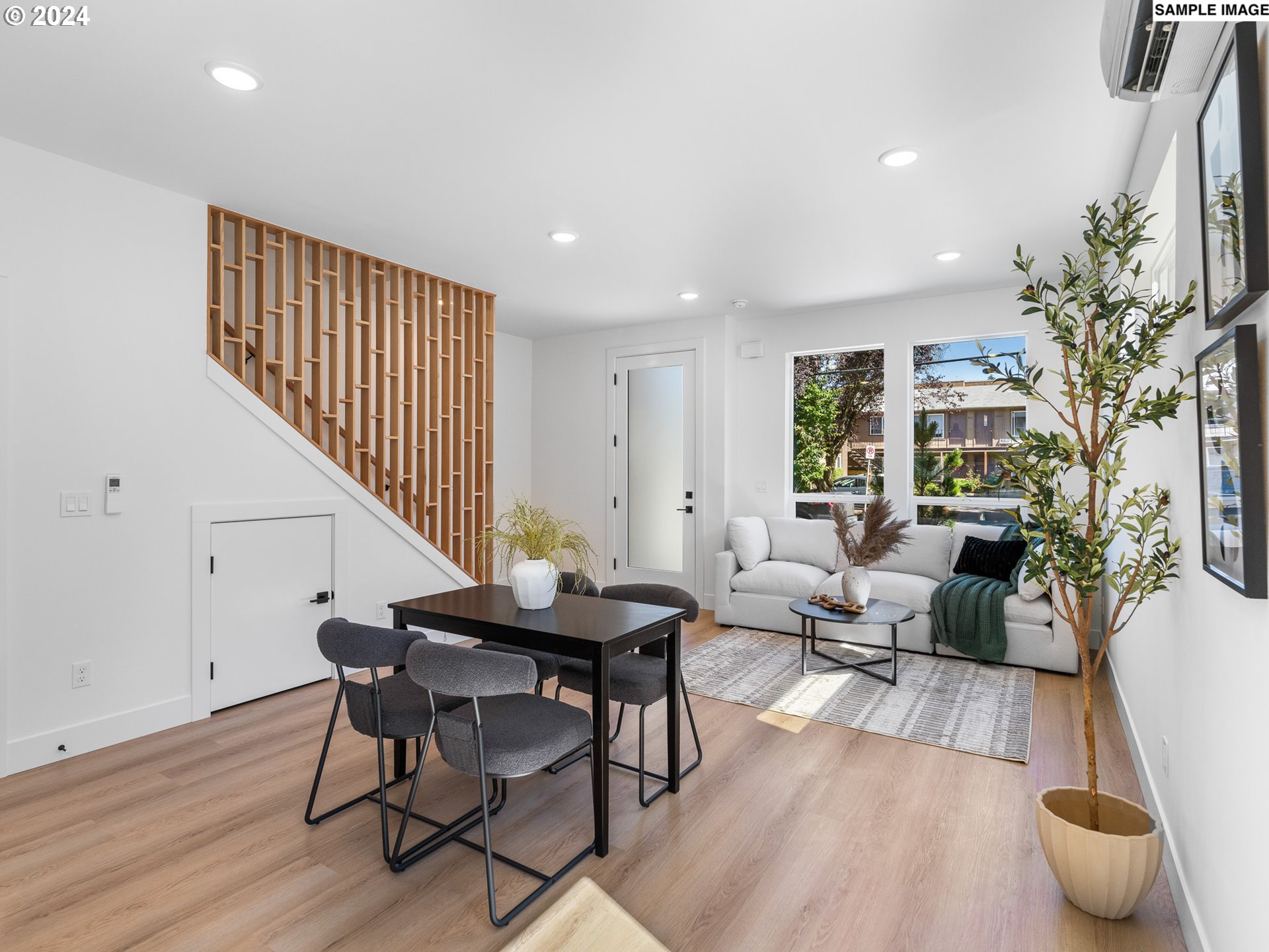 2830 SE Division ST 1