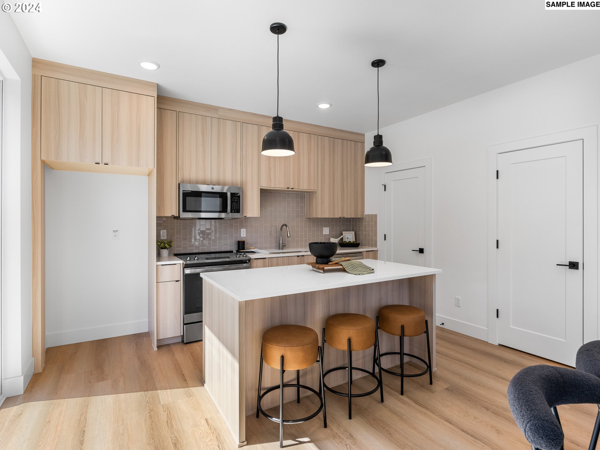 2830 SE Division ST 1