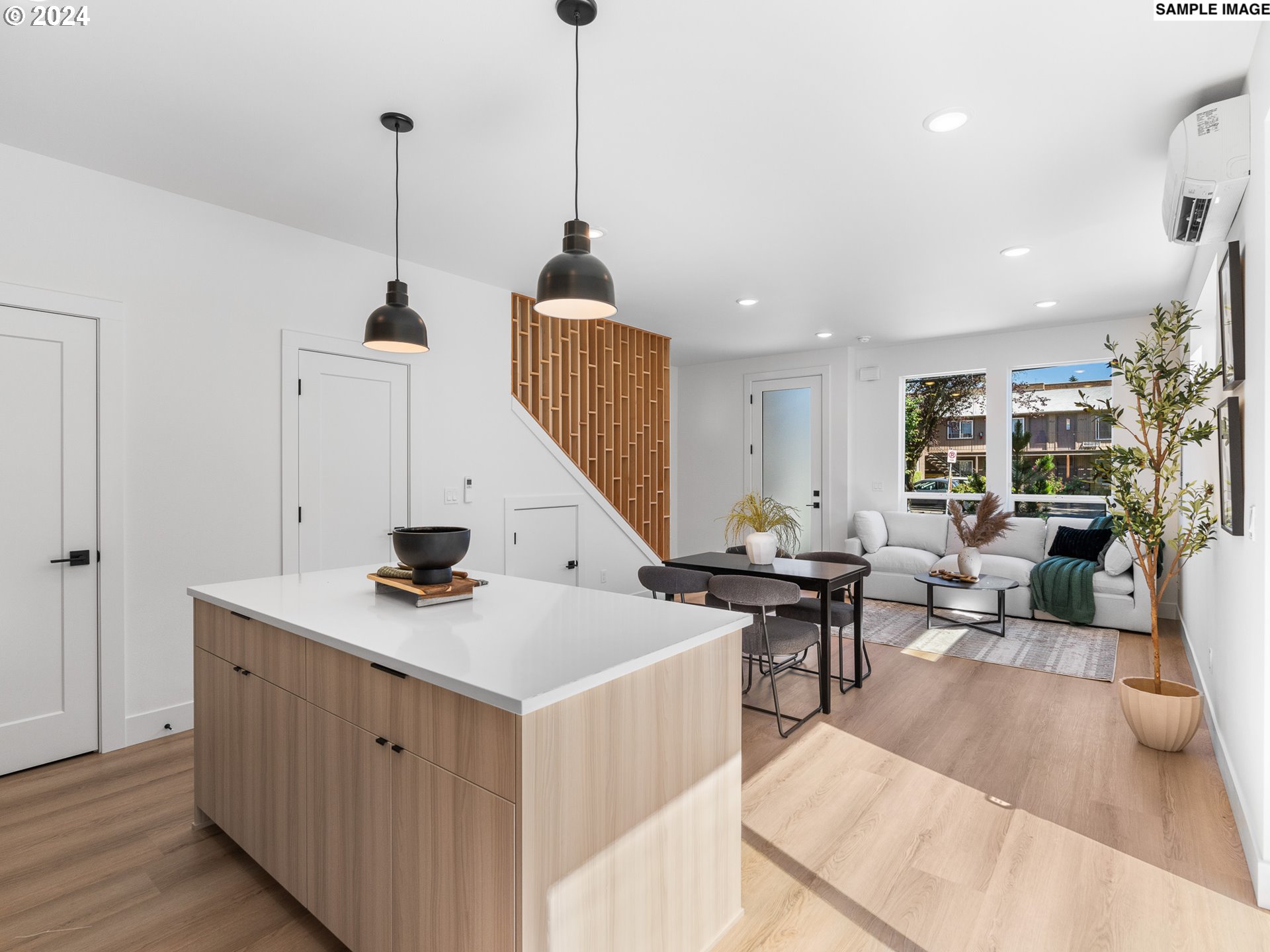 2830 SE Division ST 1