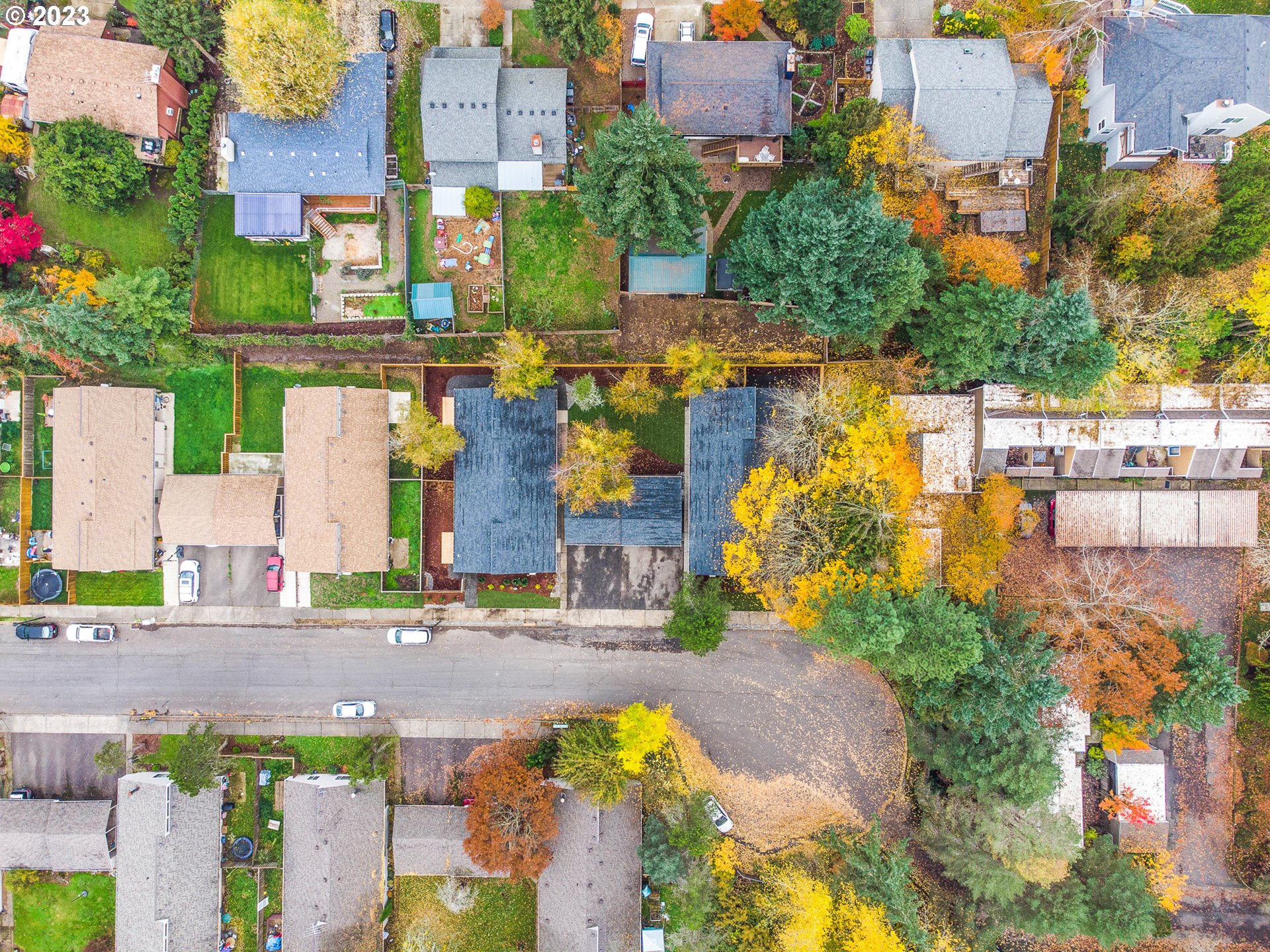 1456 Village Park PL