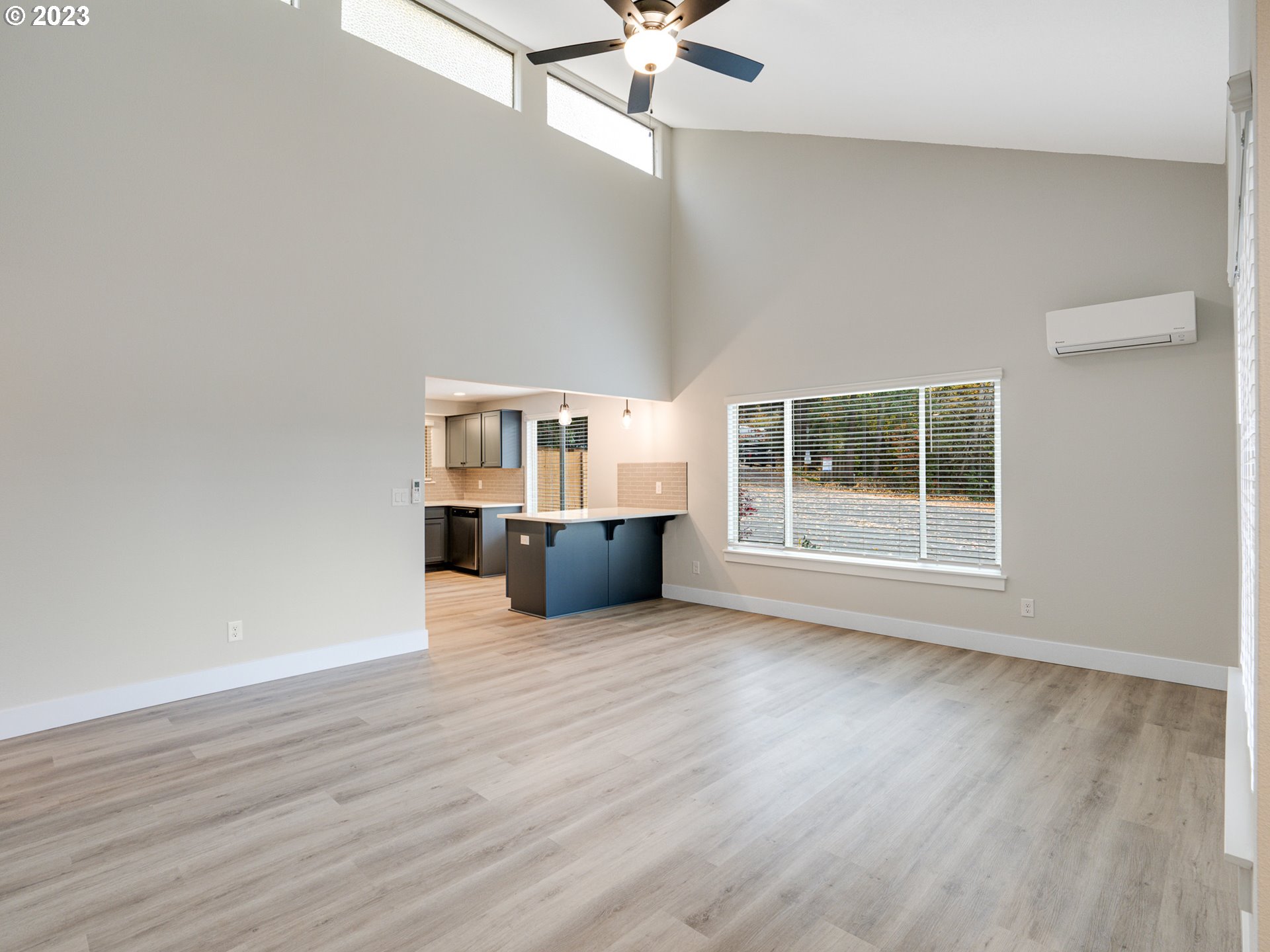 1456 Village Park PL