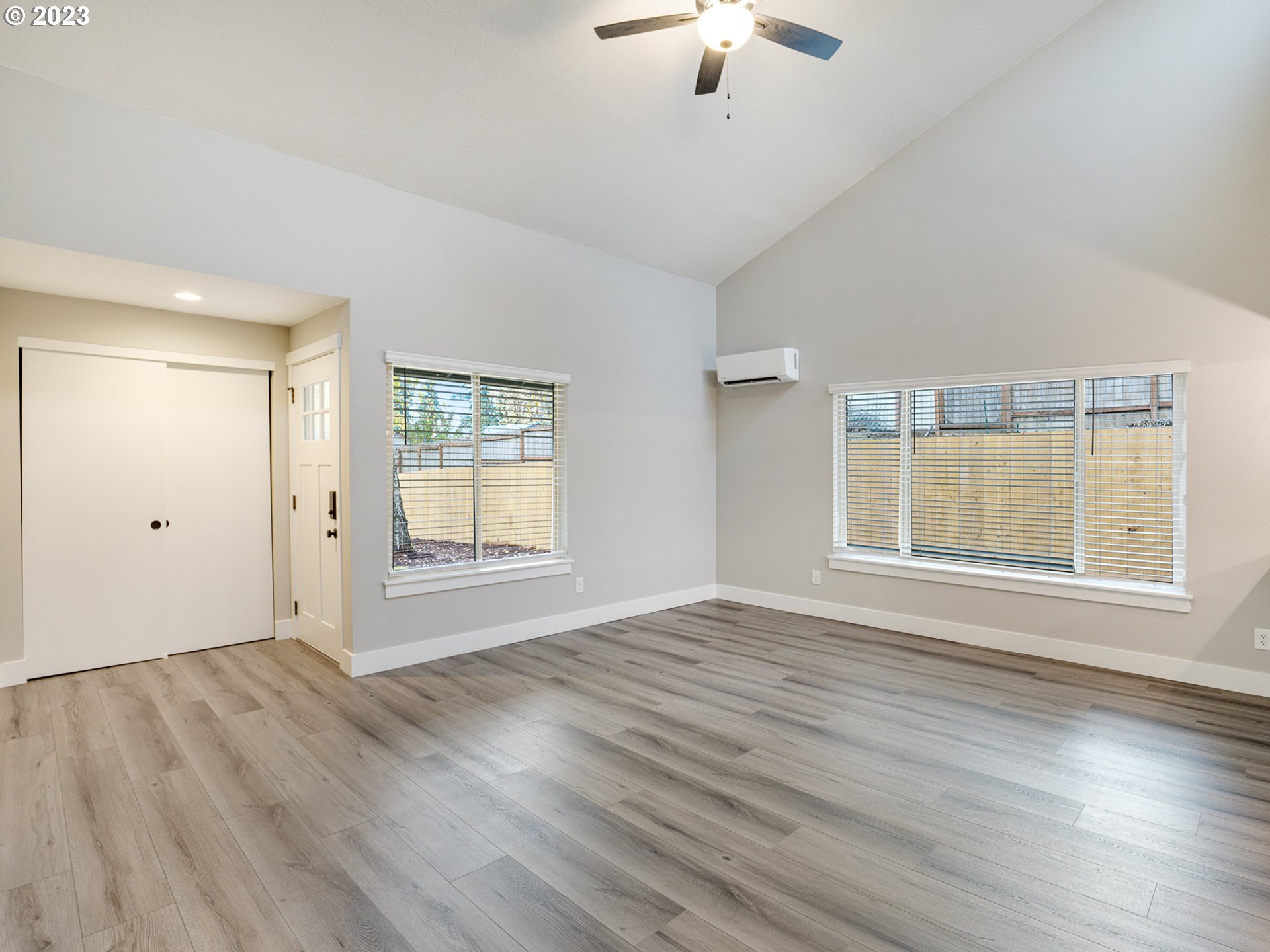 1456 Village Park PL