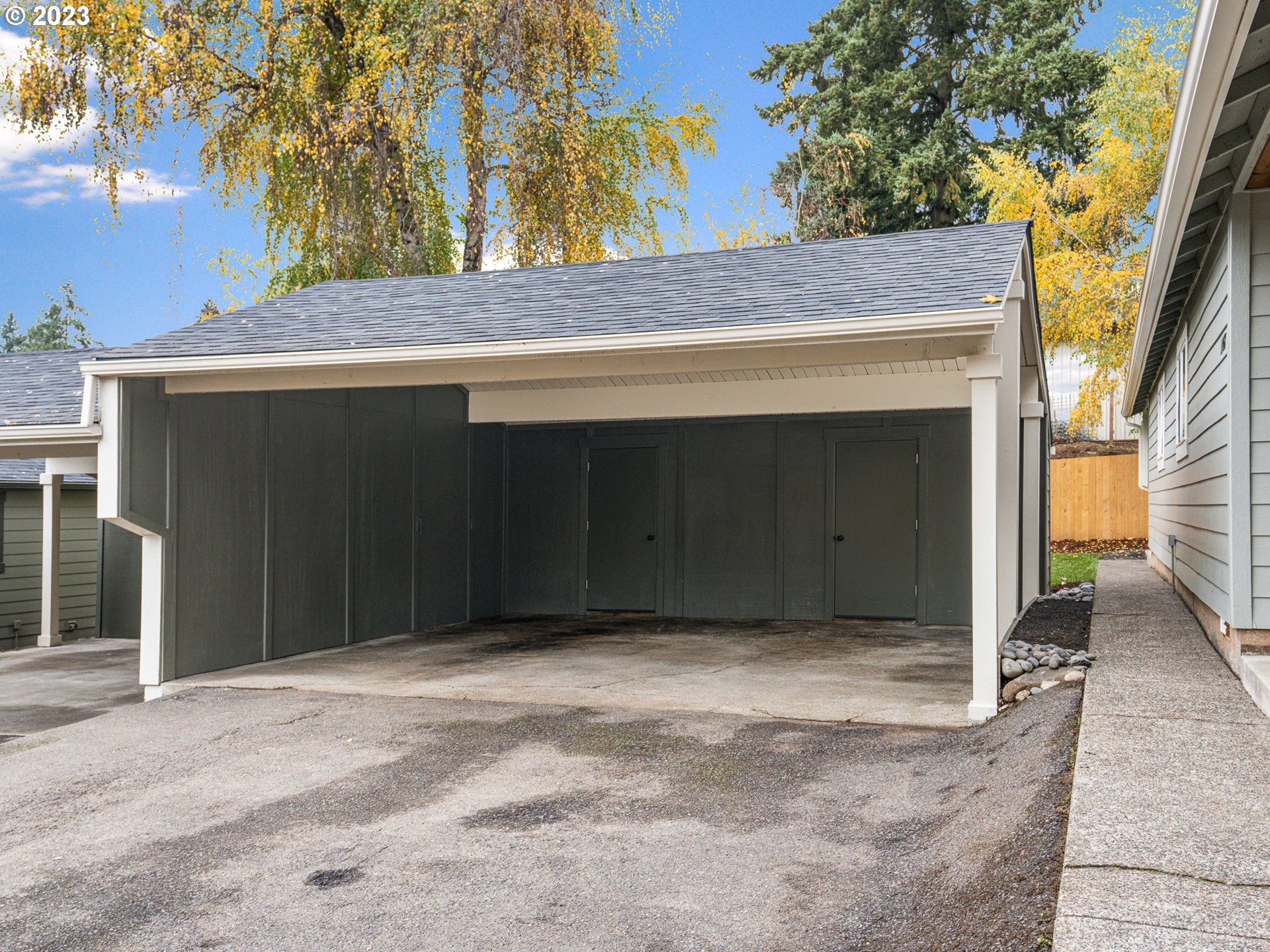 1456 Village Park PL