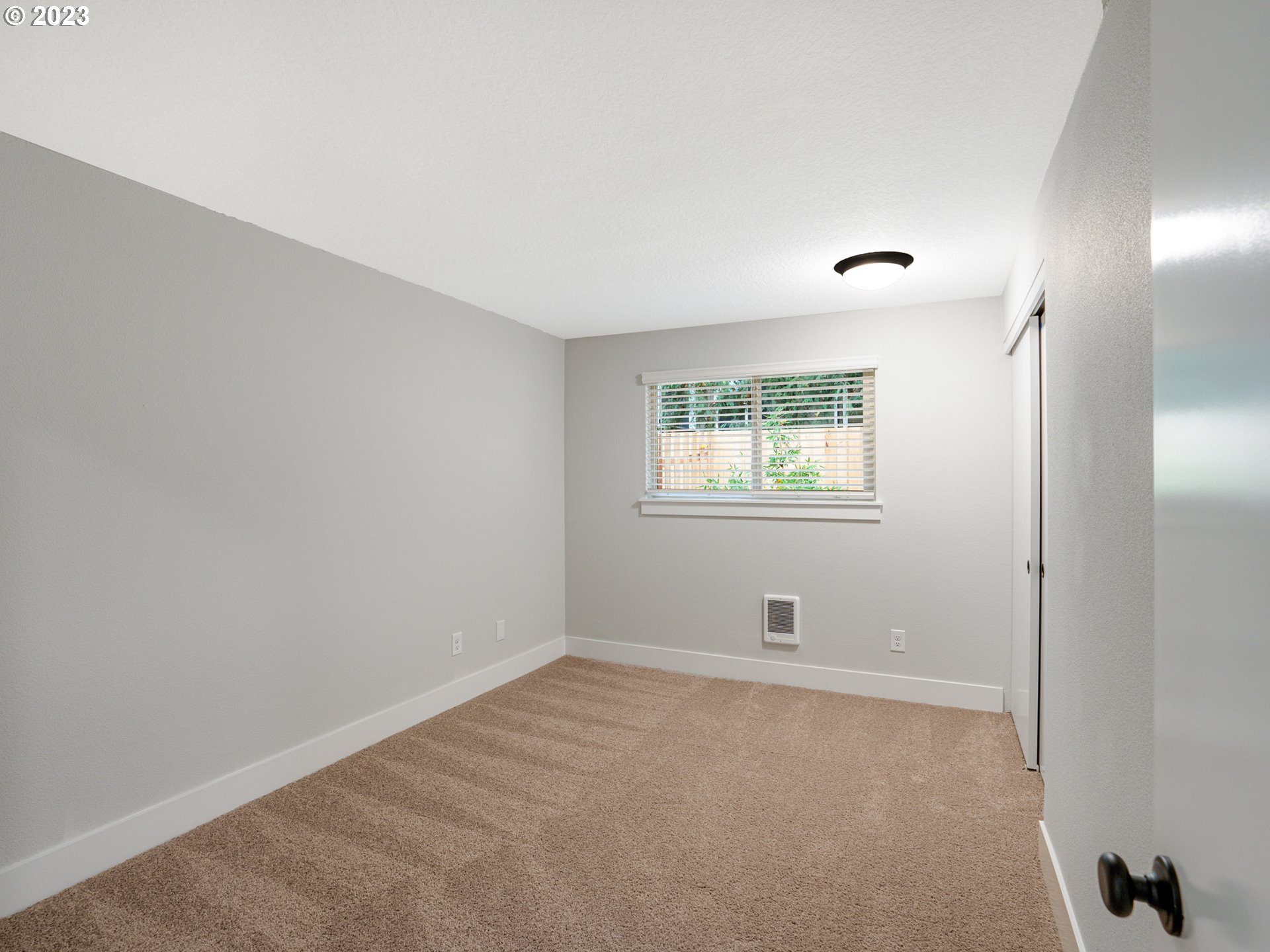 1456 Village Park PL