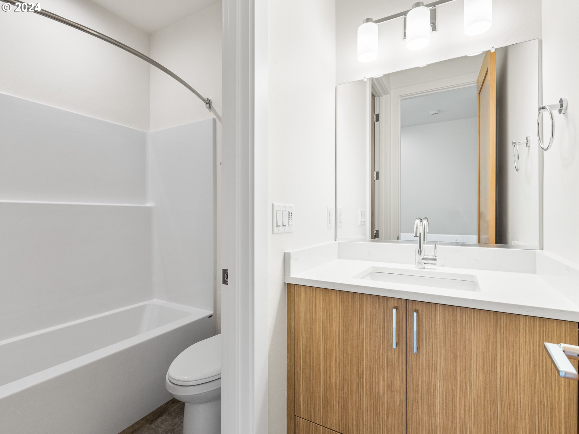 1796 SE Spokane ST 2