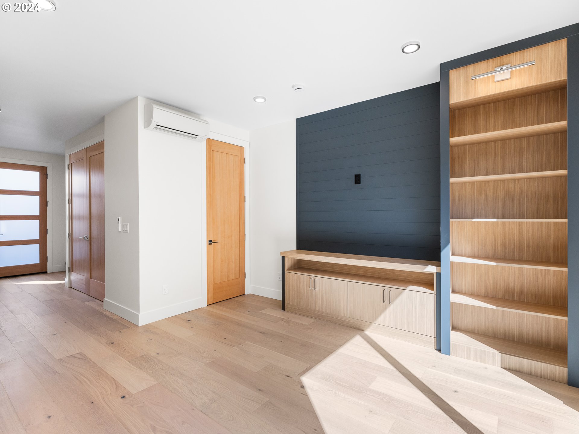 1796 SE Spokane ST 2