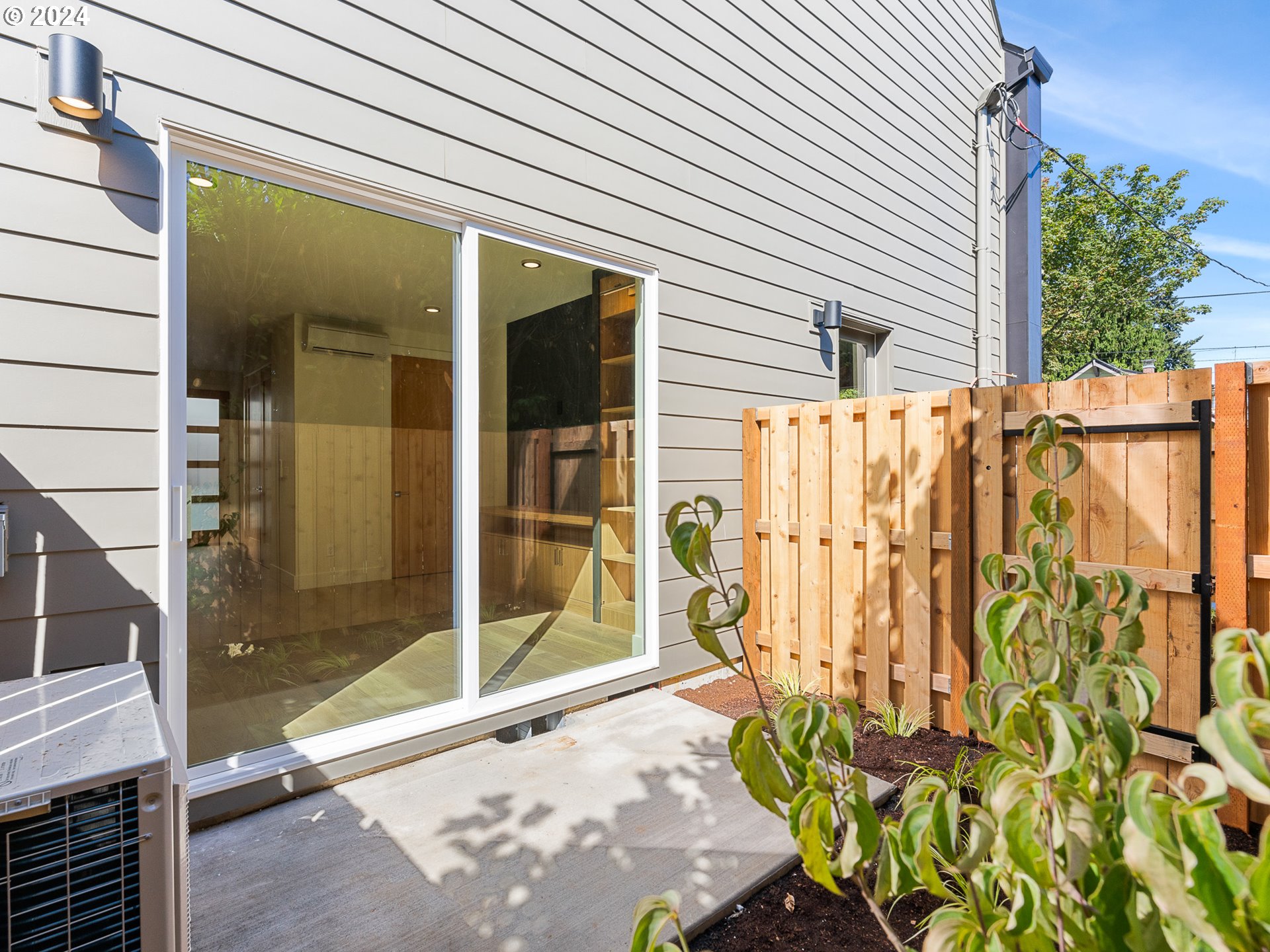 1796 SE Spokane ST 2