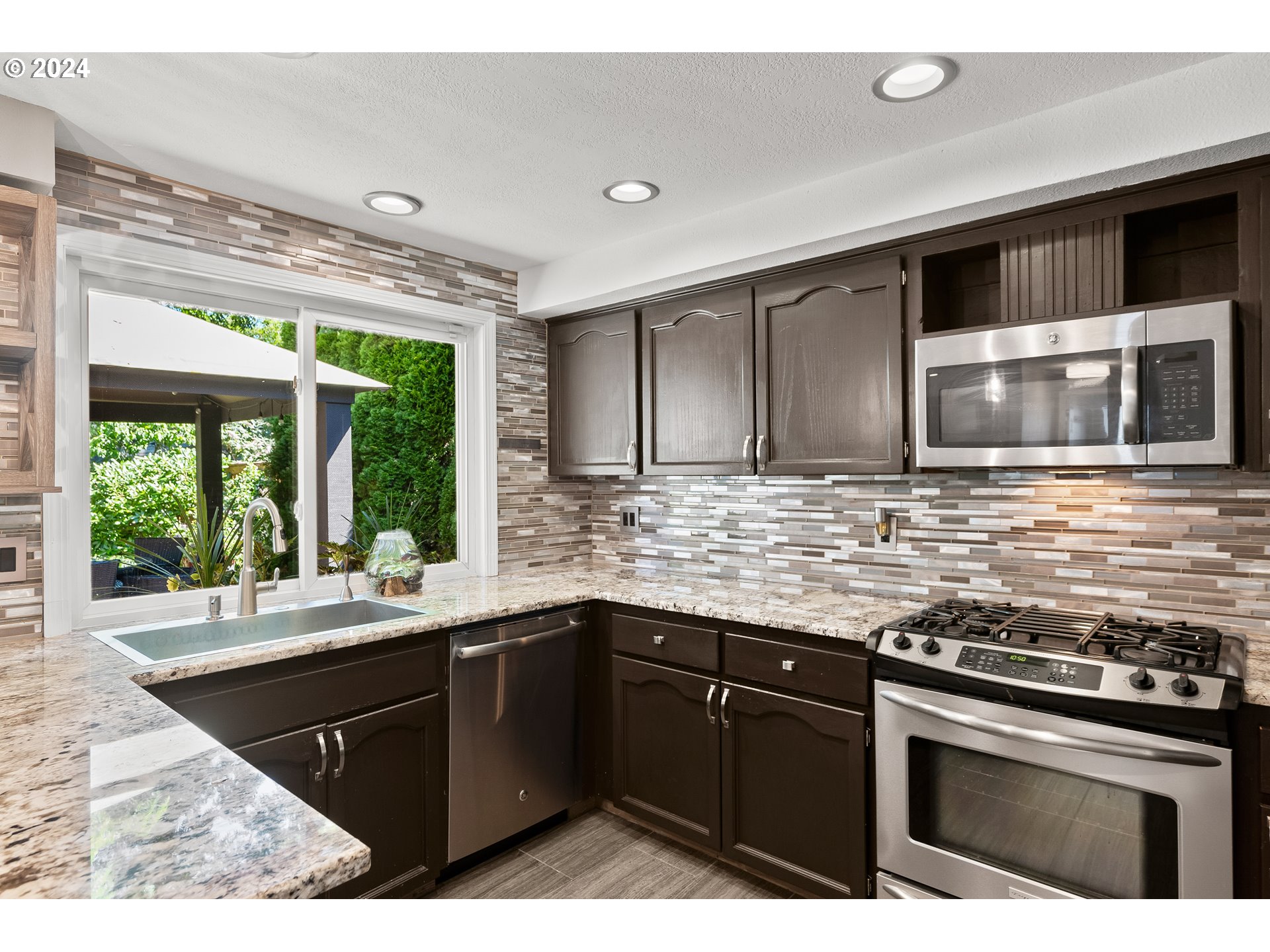 15223 SW THURSTON LN