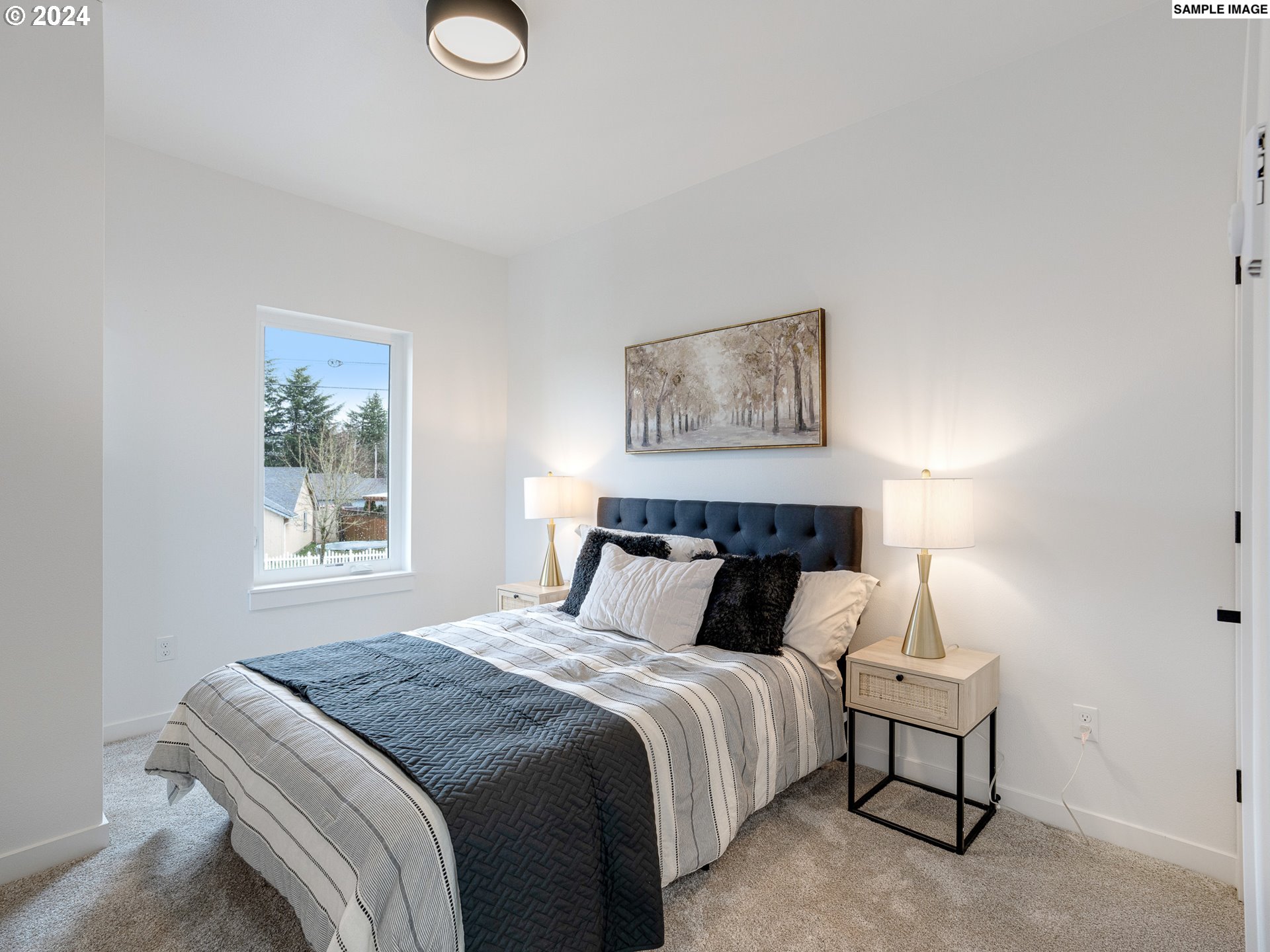 4863 NE Cully BLVD 2