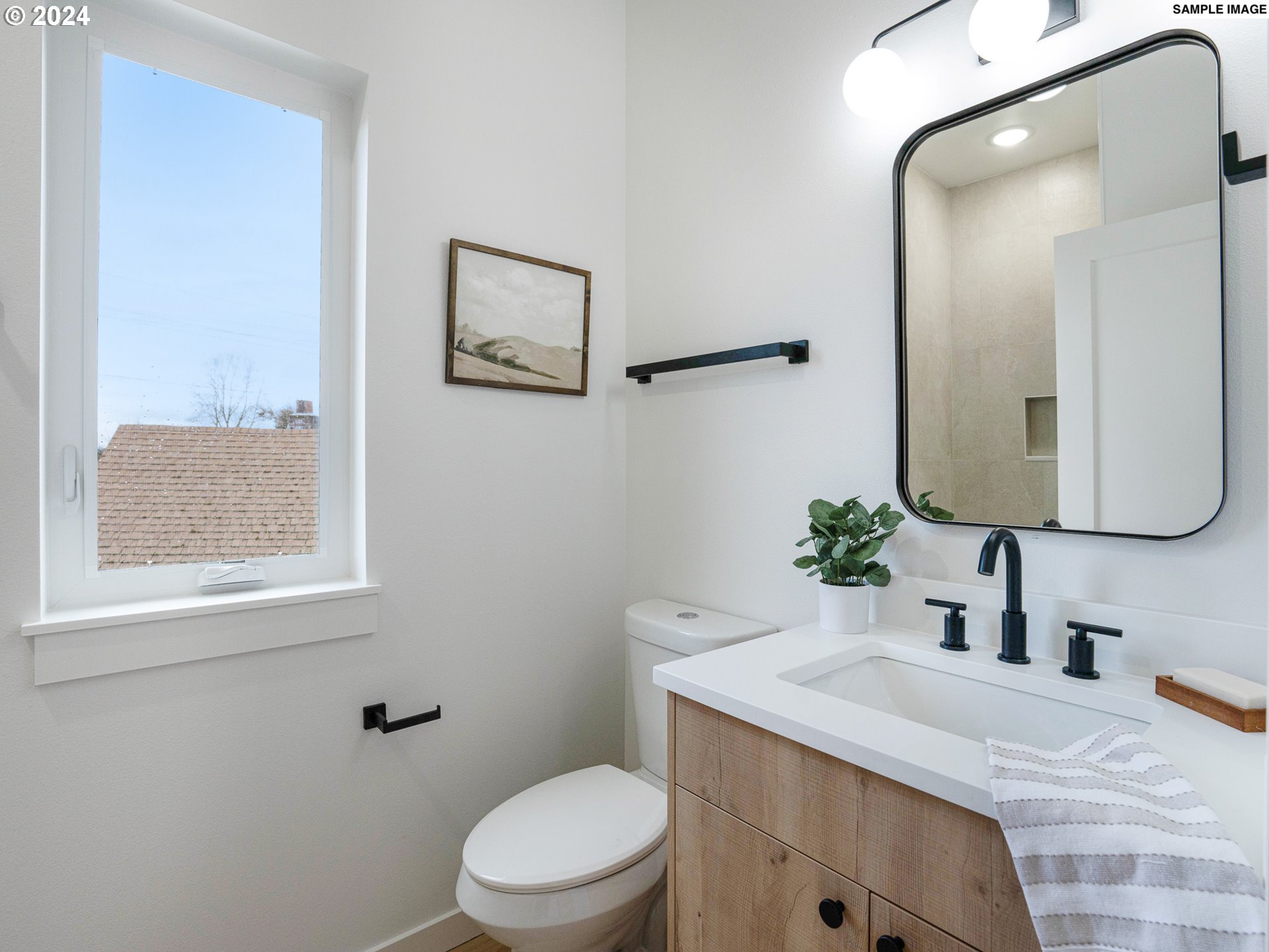 4863 NE Cully BLVD 2