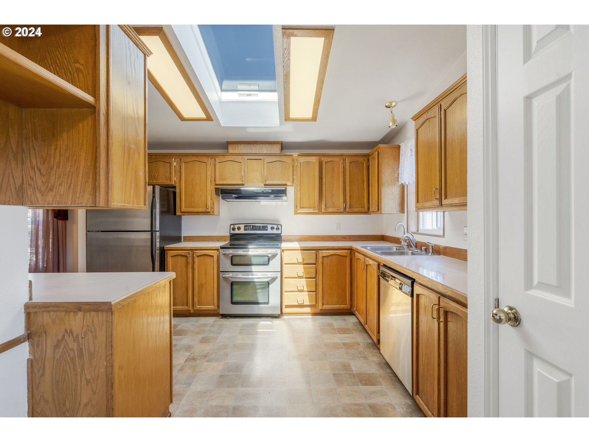 18485 SW PACIFIC DR 131