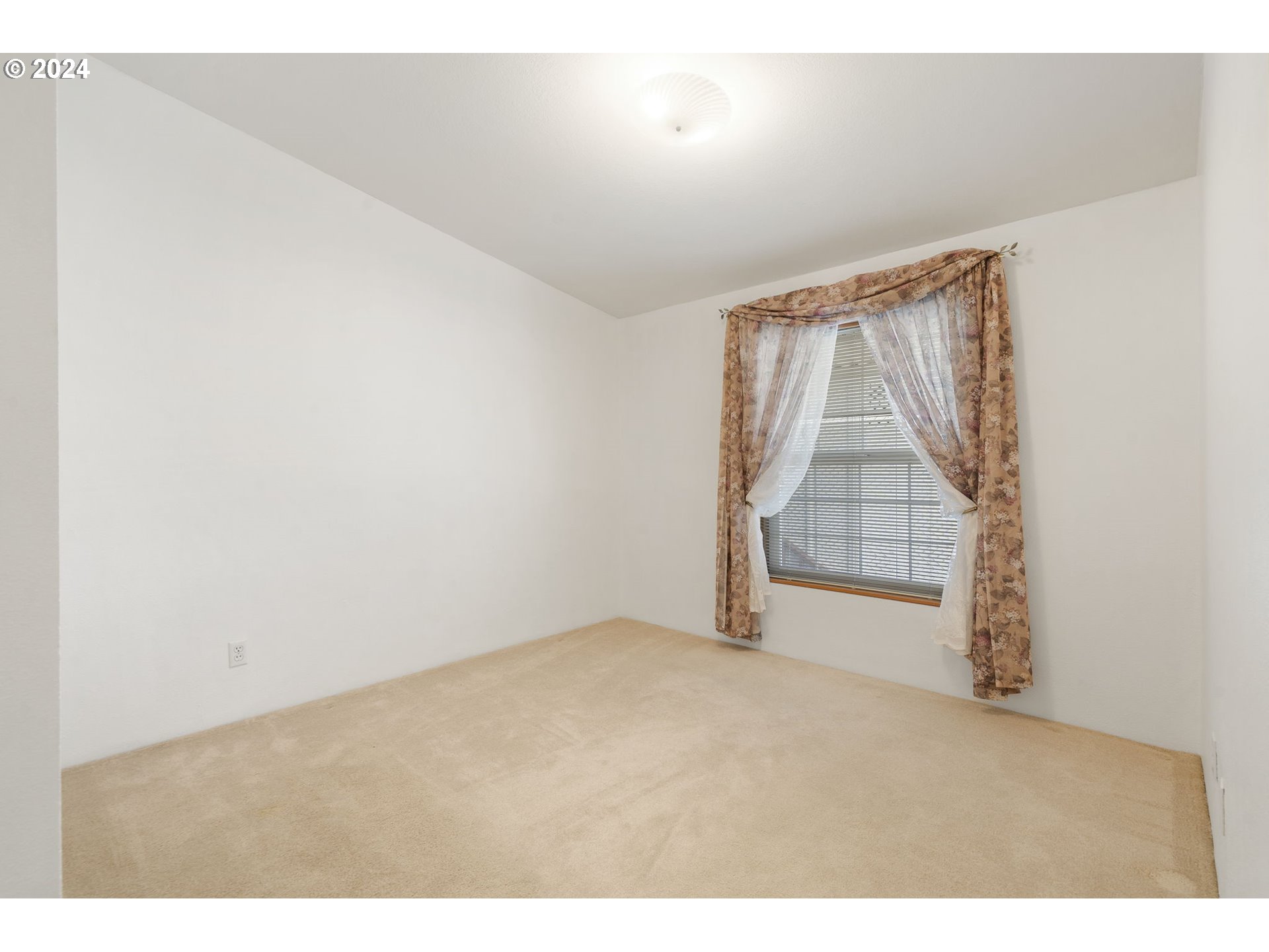 18485 SW PACIFIC DR 131