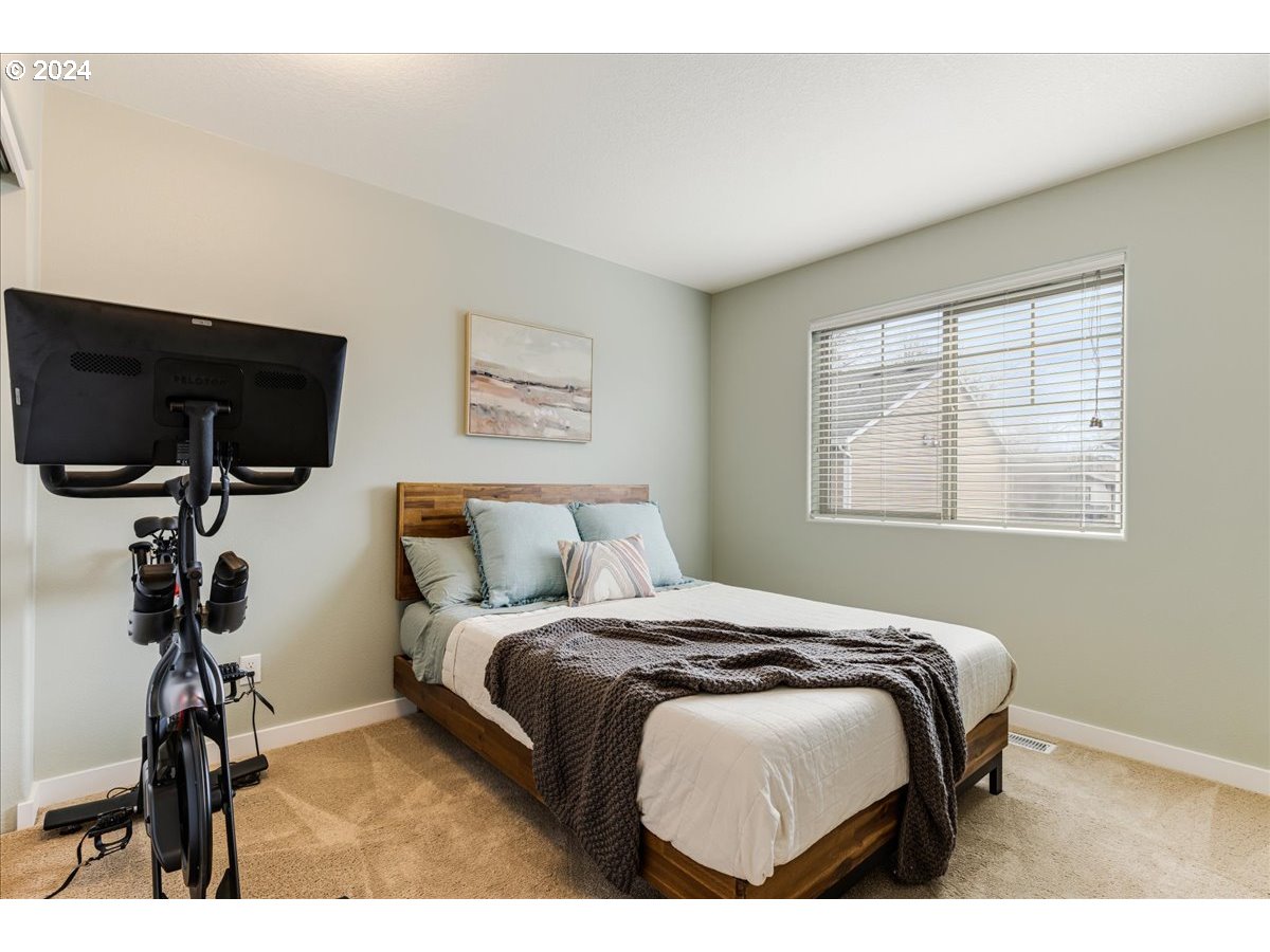 28932 SW SAN REMO AVE