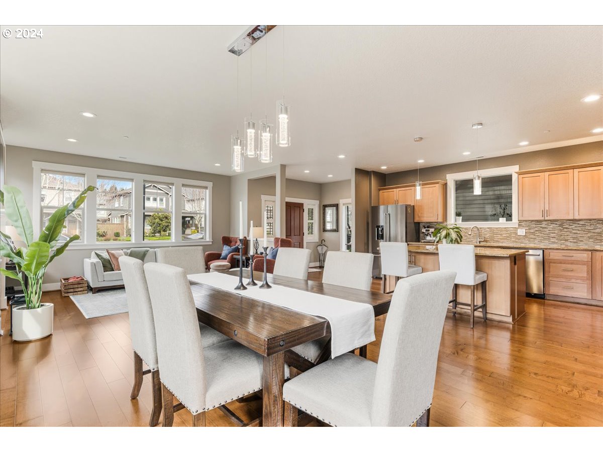 28932 SW SAN REMO AVE