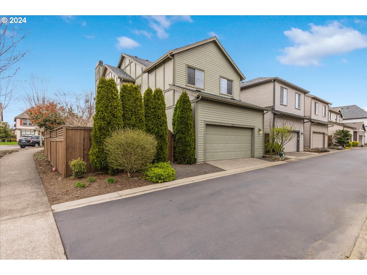 28932 SW SAN REMO AVE