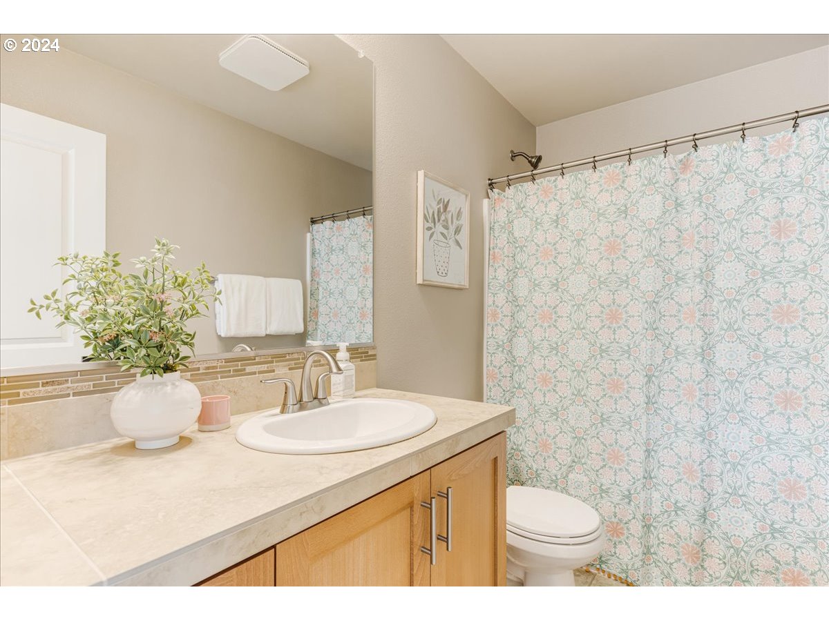 28932 SW SAN REMO AVE