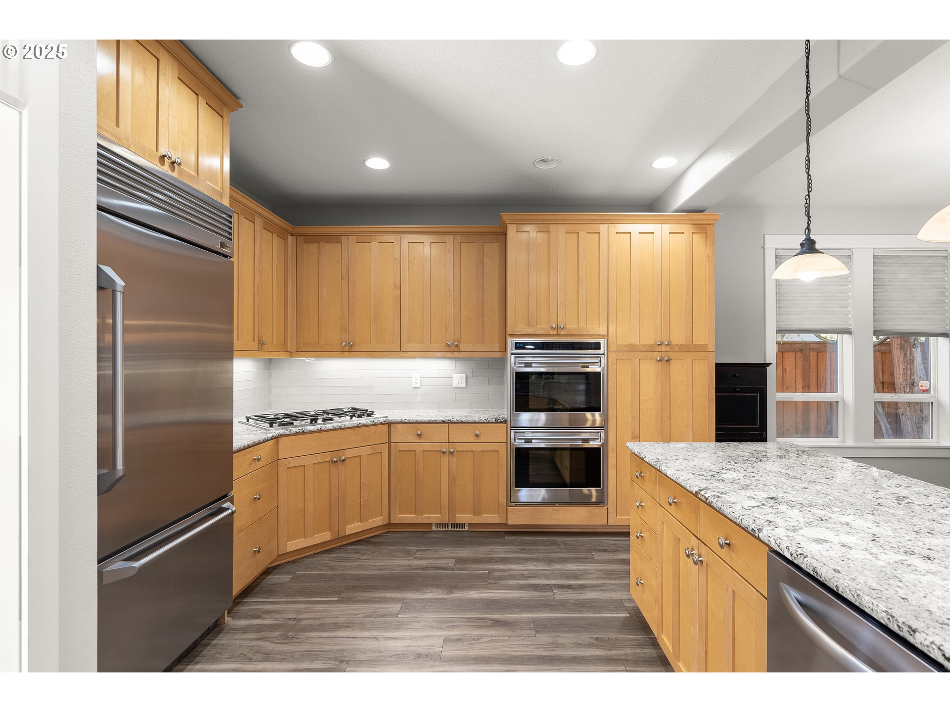 28249 SW WILLOW CREEK DR