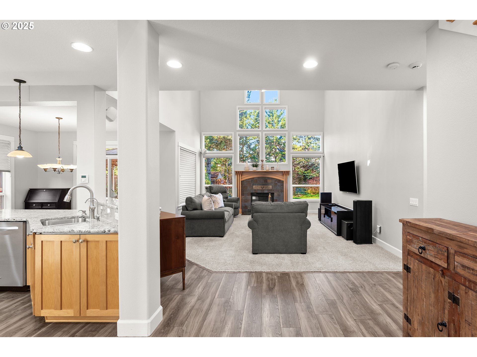 28249 SW WILLOW CREEK DR