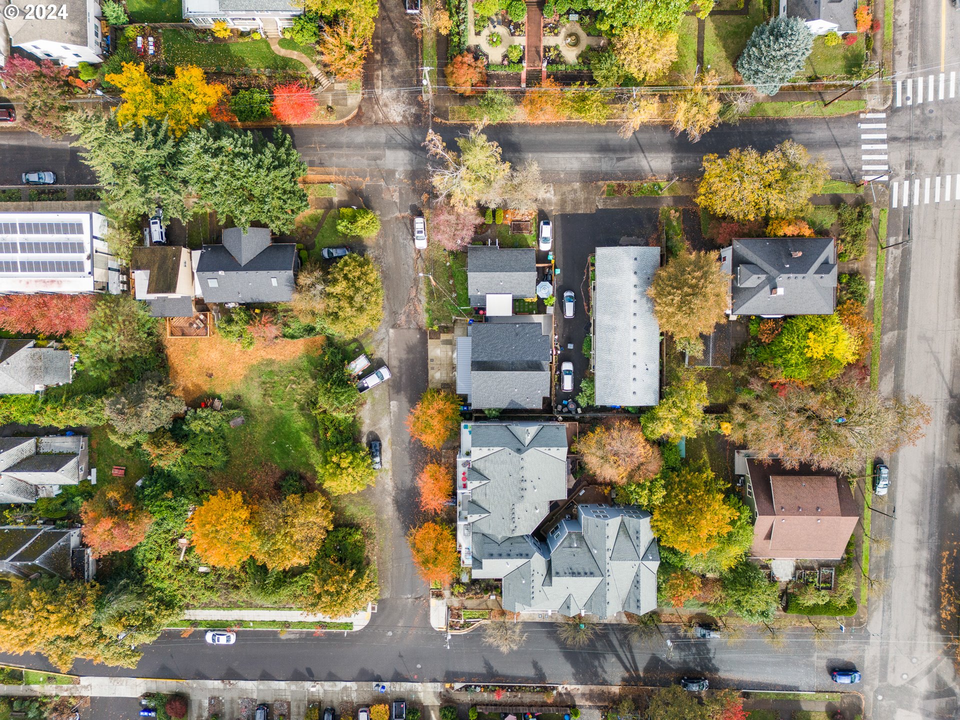 6976 N CHARLESTON AVE