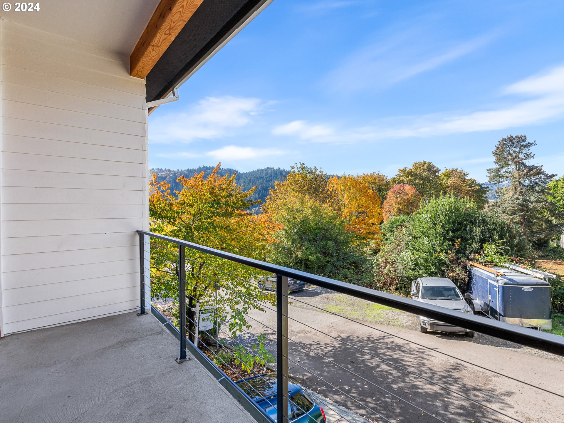 6976 N CHARLESTON AVE