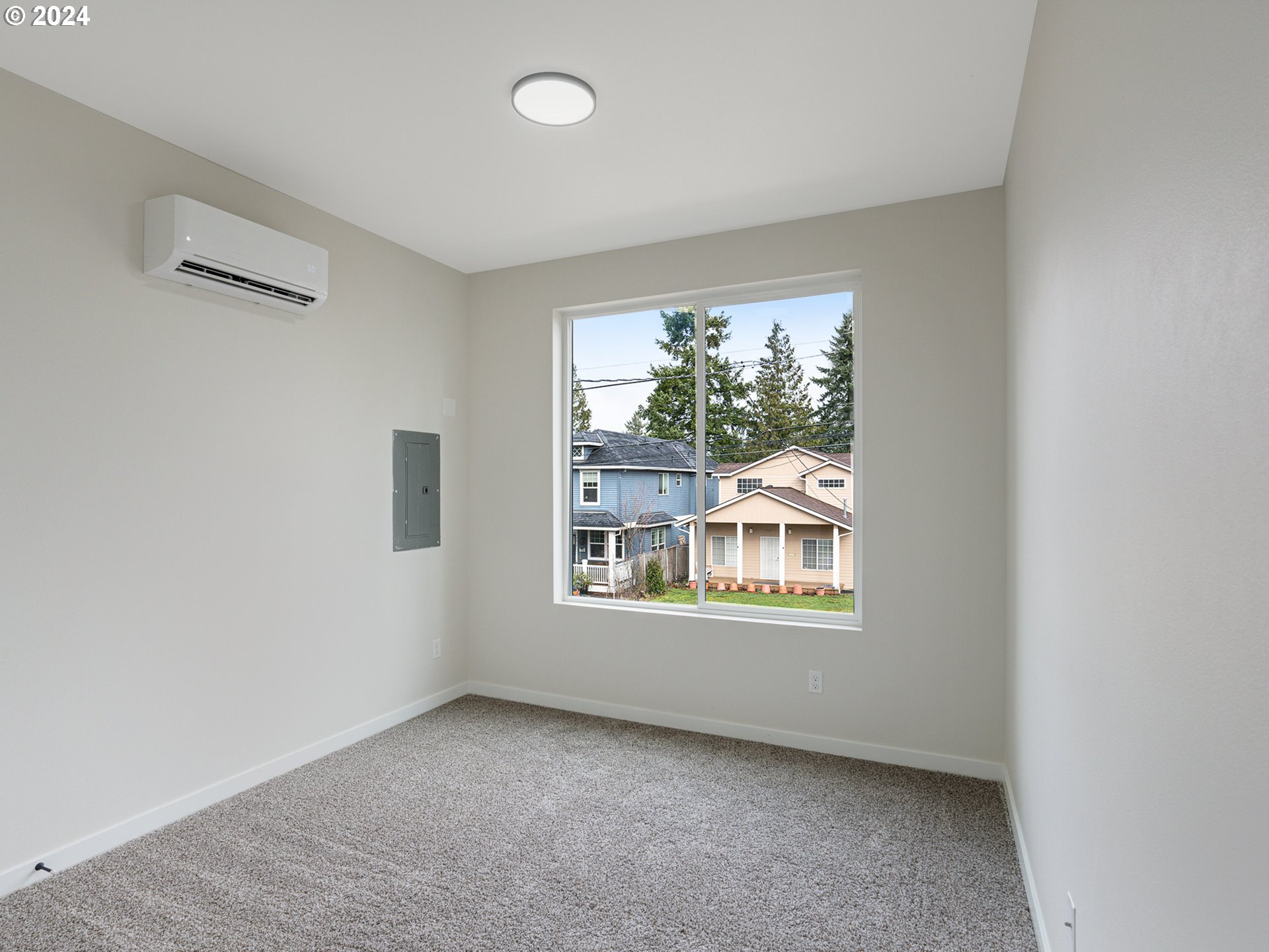 5660 SE Carlton ST 3