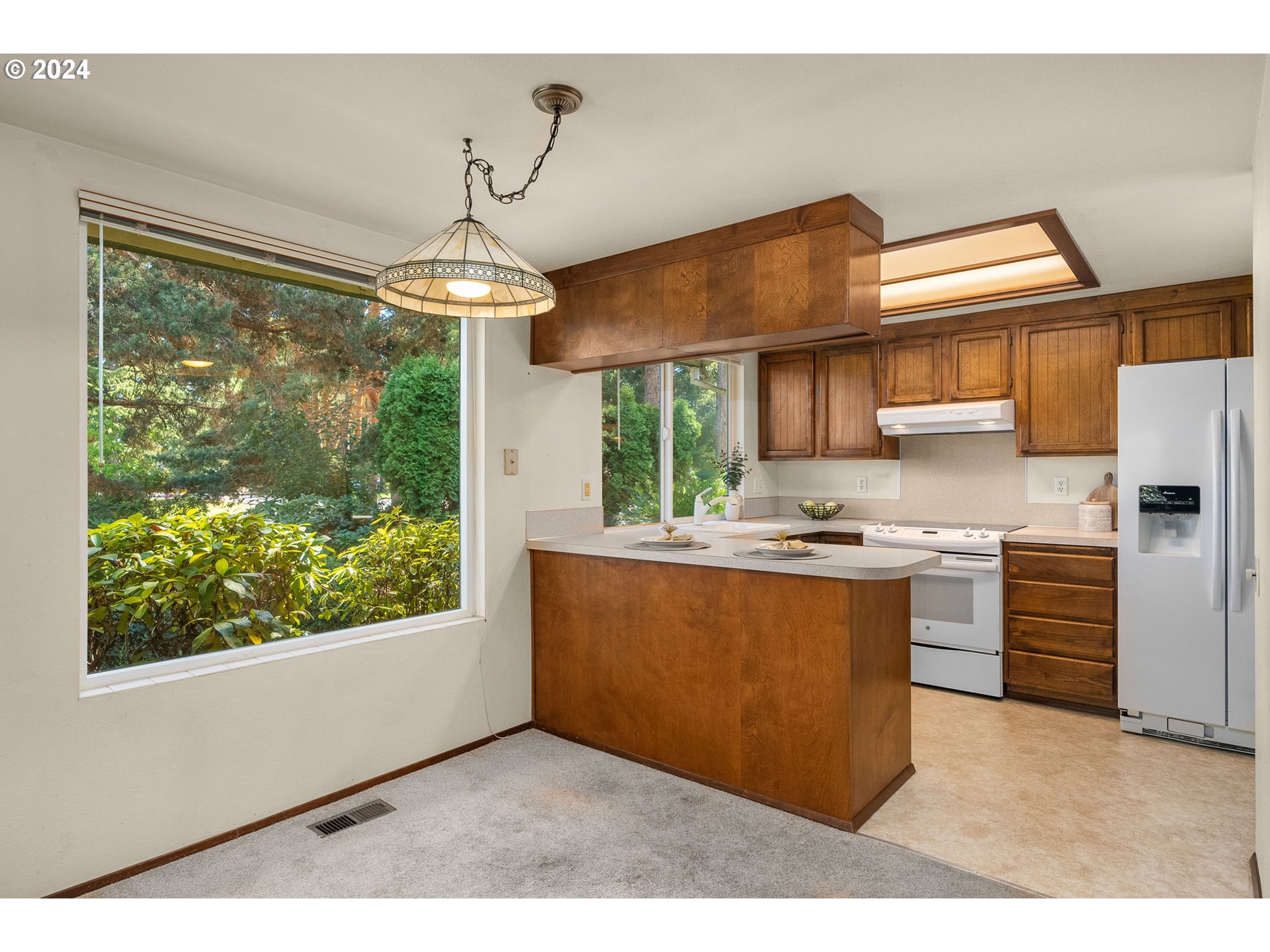 9780 SW LAKESIDE DR