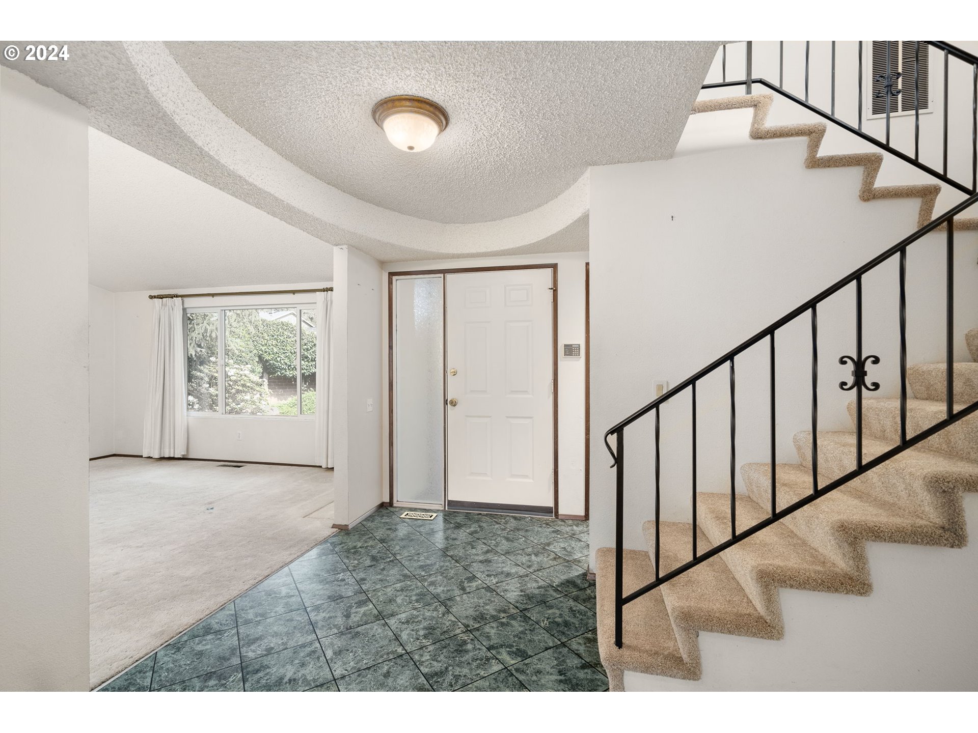 9780 SW LAKESIDE DR