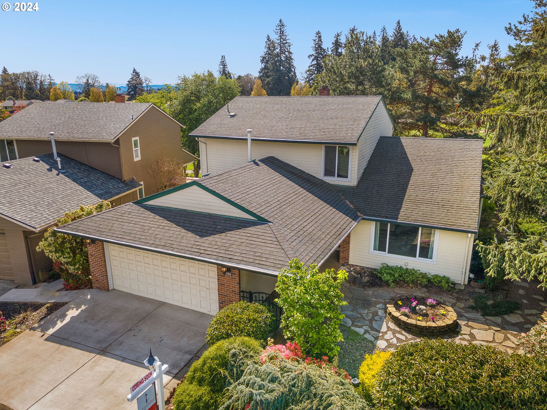 9780 SW LAKESIDE DR