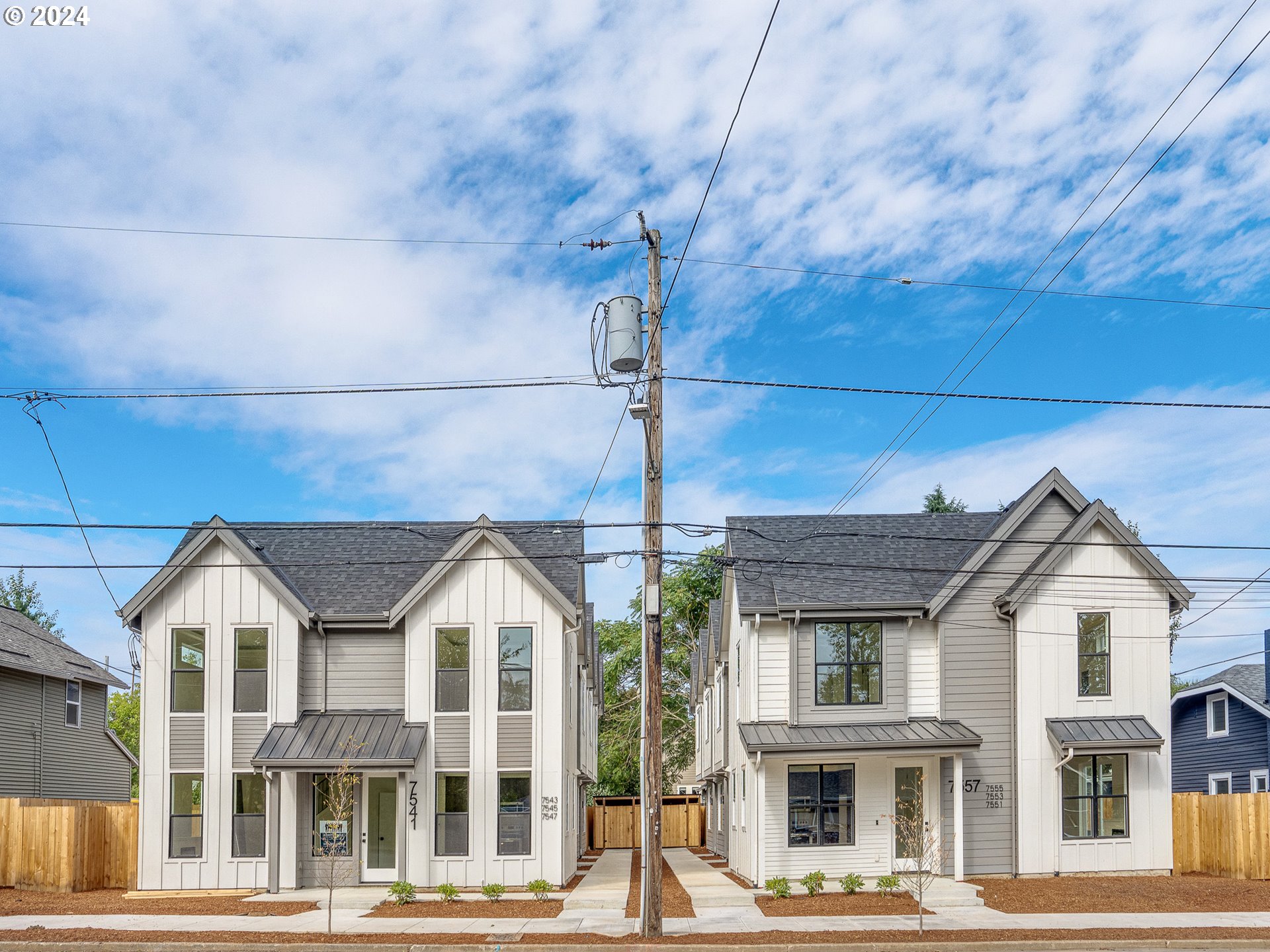 7553 N Gilbert AVE 3