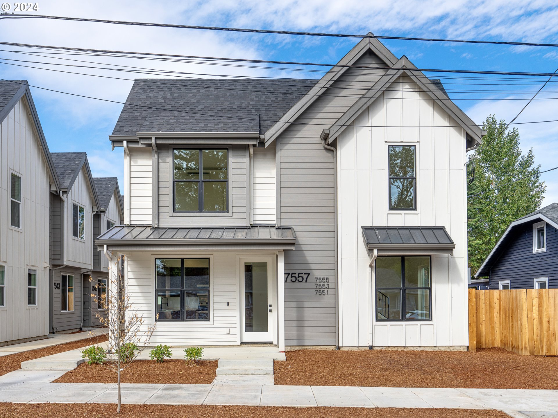 7553 N Gilbert AVE 3